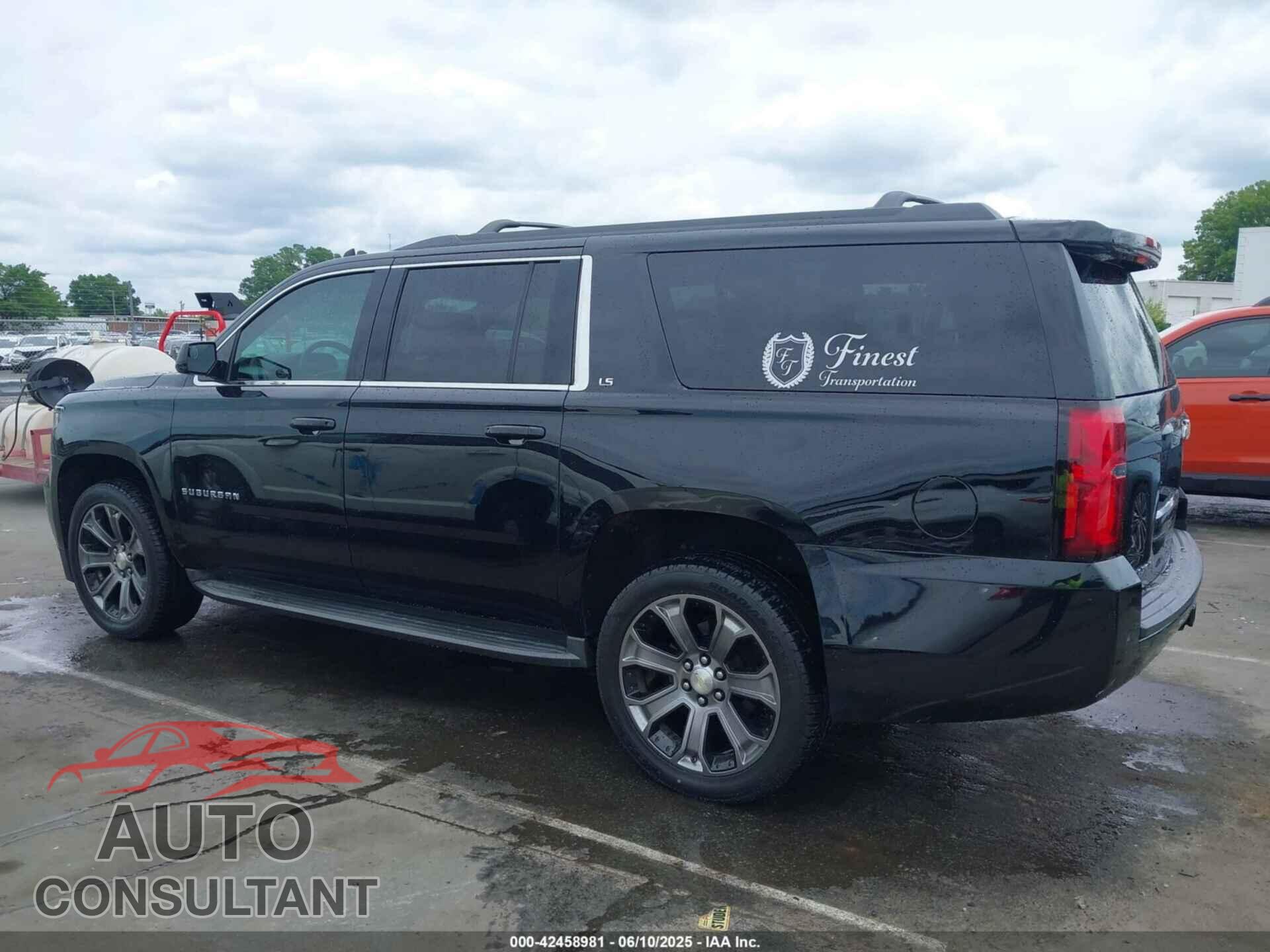 CHEVROLET SUBURBAN 1500 2015 - 1GNSCHEC5FR683083