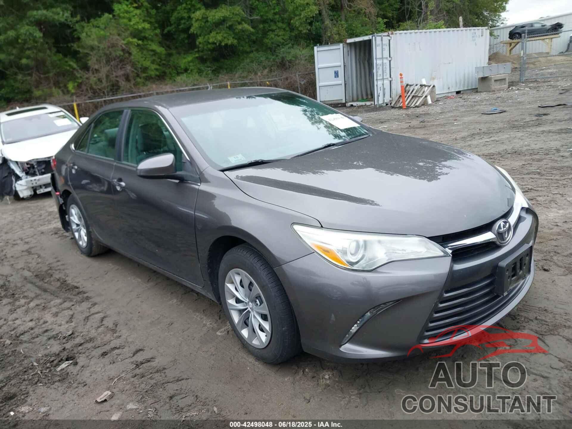 TOYOTA CAMRY 2016 - 4T4BF1FKXGR527358