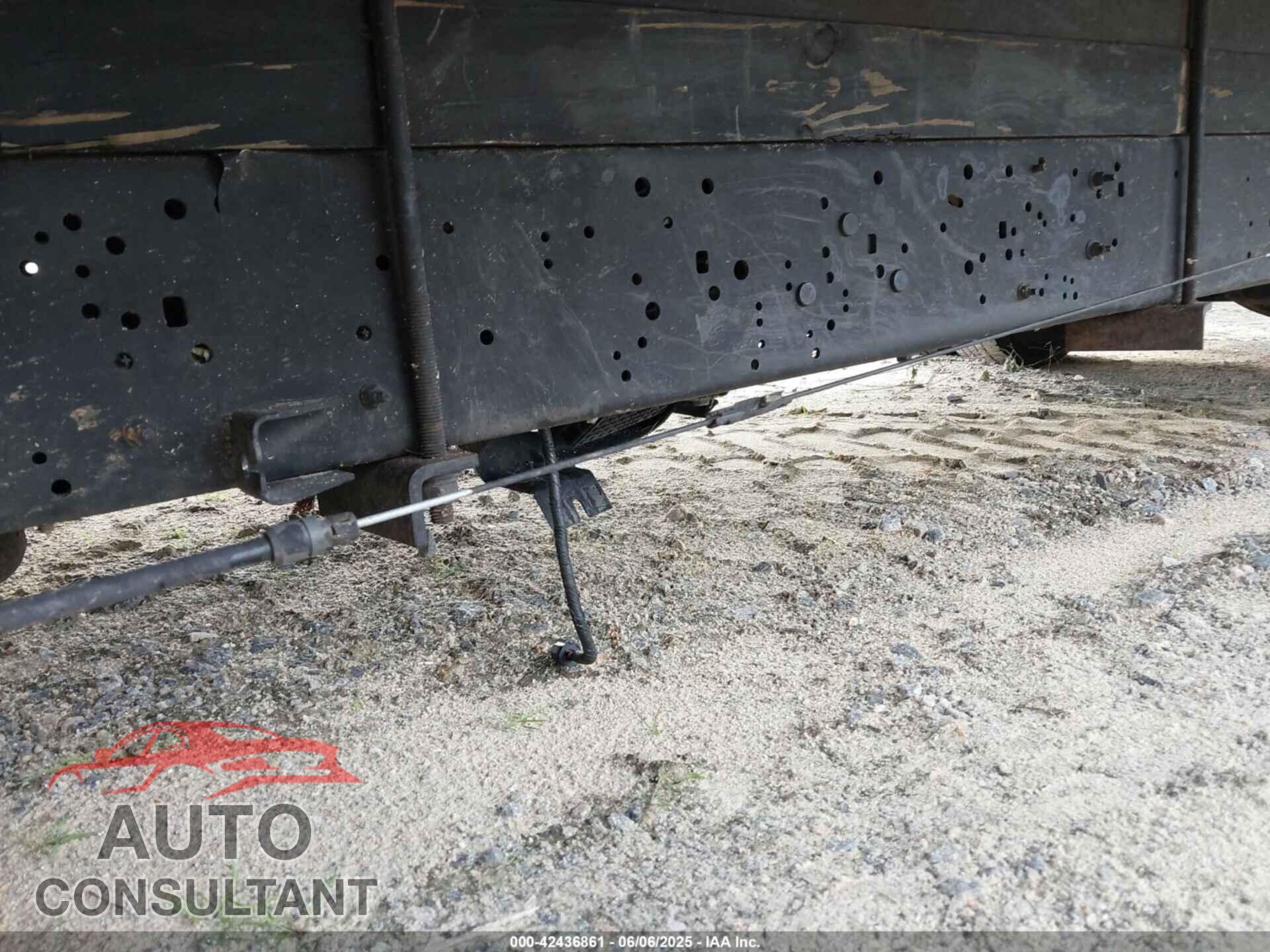 FORD E-350 CUTAWAY 2022 - 1FDWE3FK8NDC31472