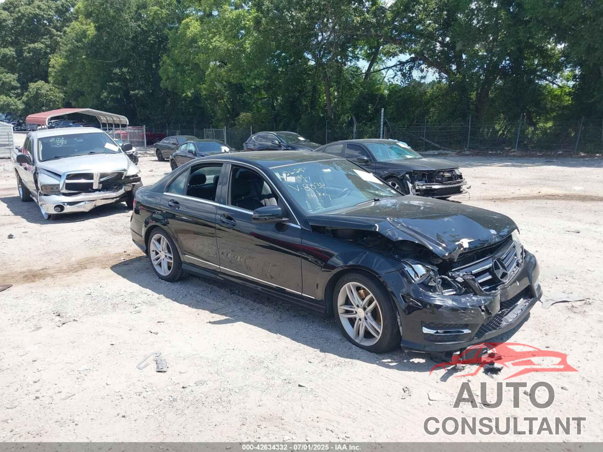 MERCEDES-BENZ C 2014 - WDDGF8AB1EG158038