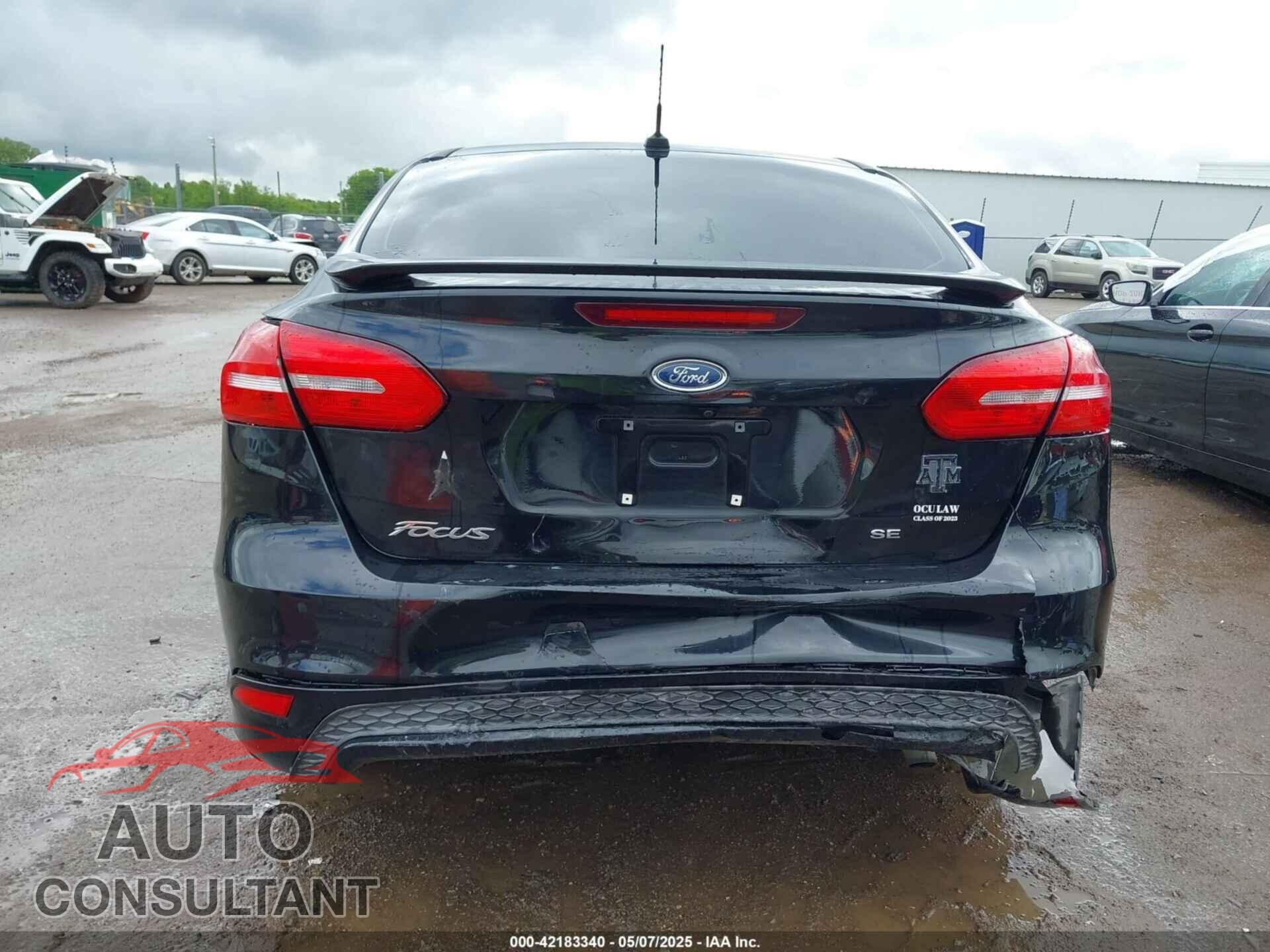 FORD FOCUS 2015 - 1FADP3F24FL349439