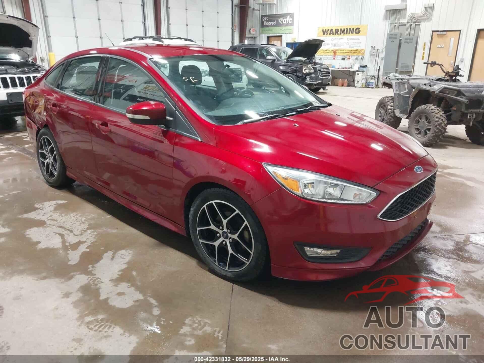 FORD FOCUS 2015 - 1FADP3F21FL306273