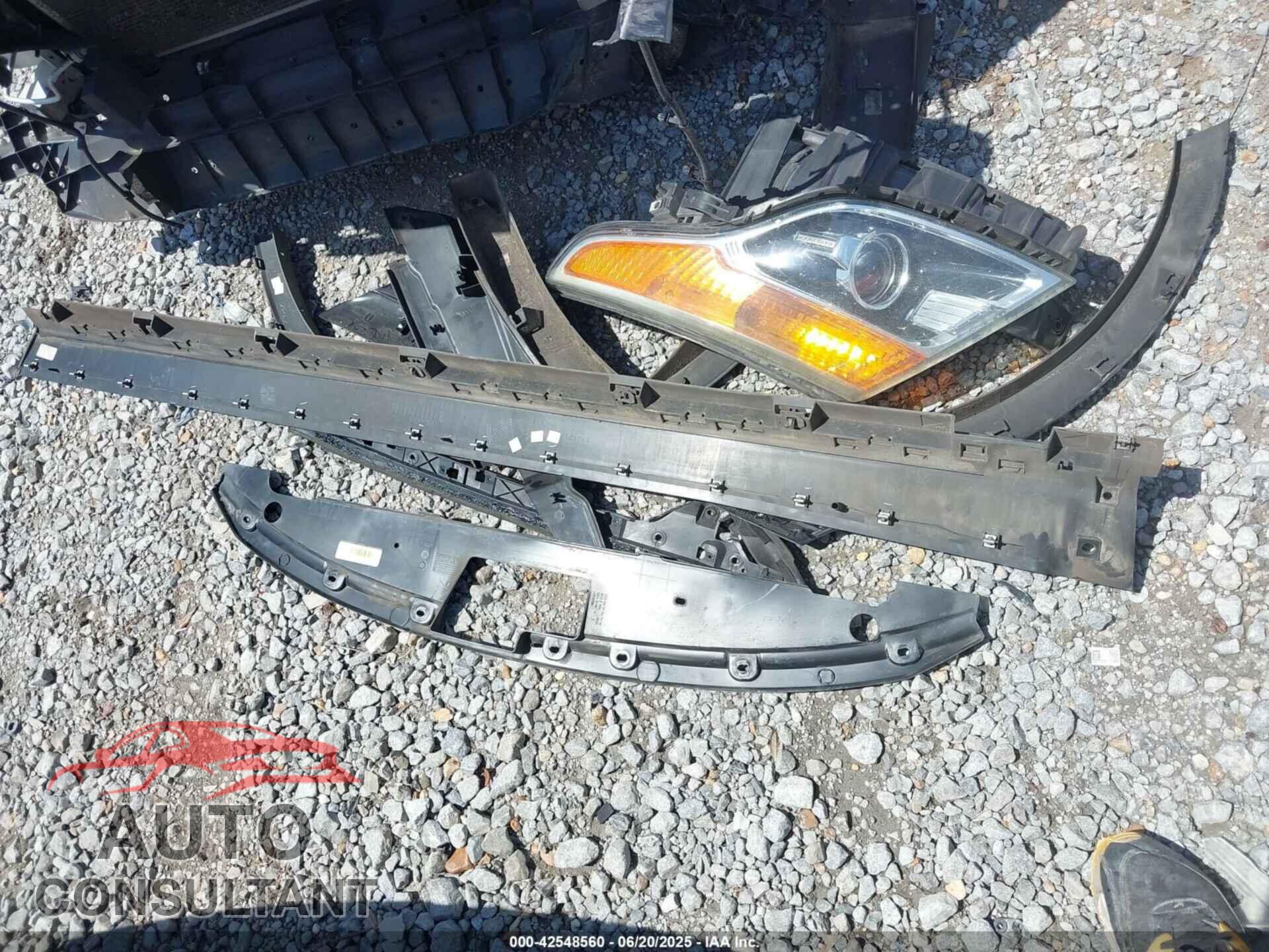 FORD EXPLORER 2012 - 1FMHK7F87CGA84733