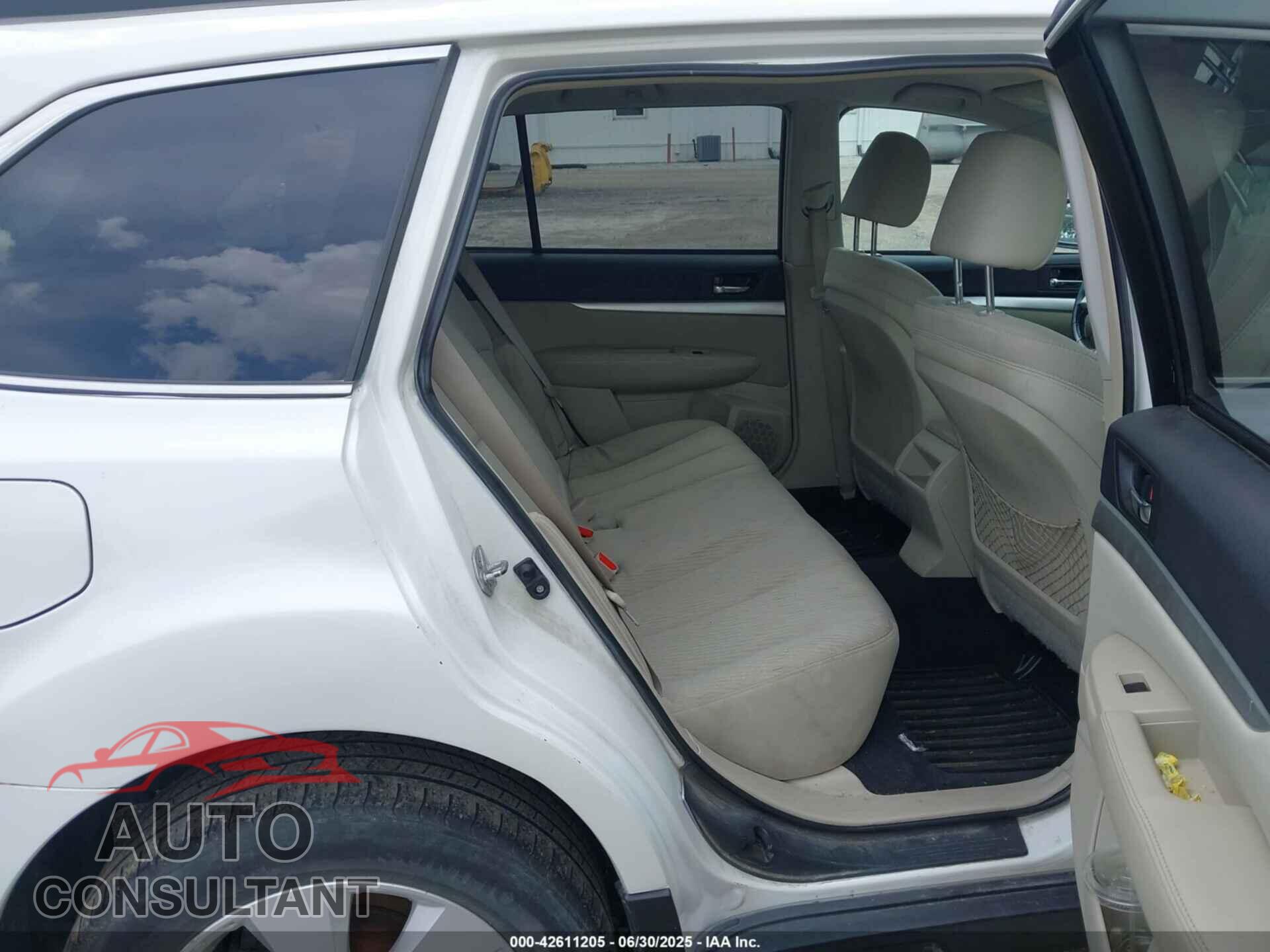 SUBARU OUTBACK 2011 - 4S4BRBBC1B3380383