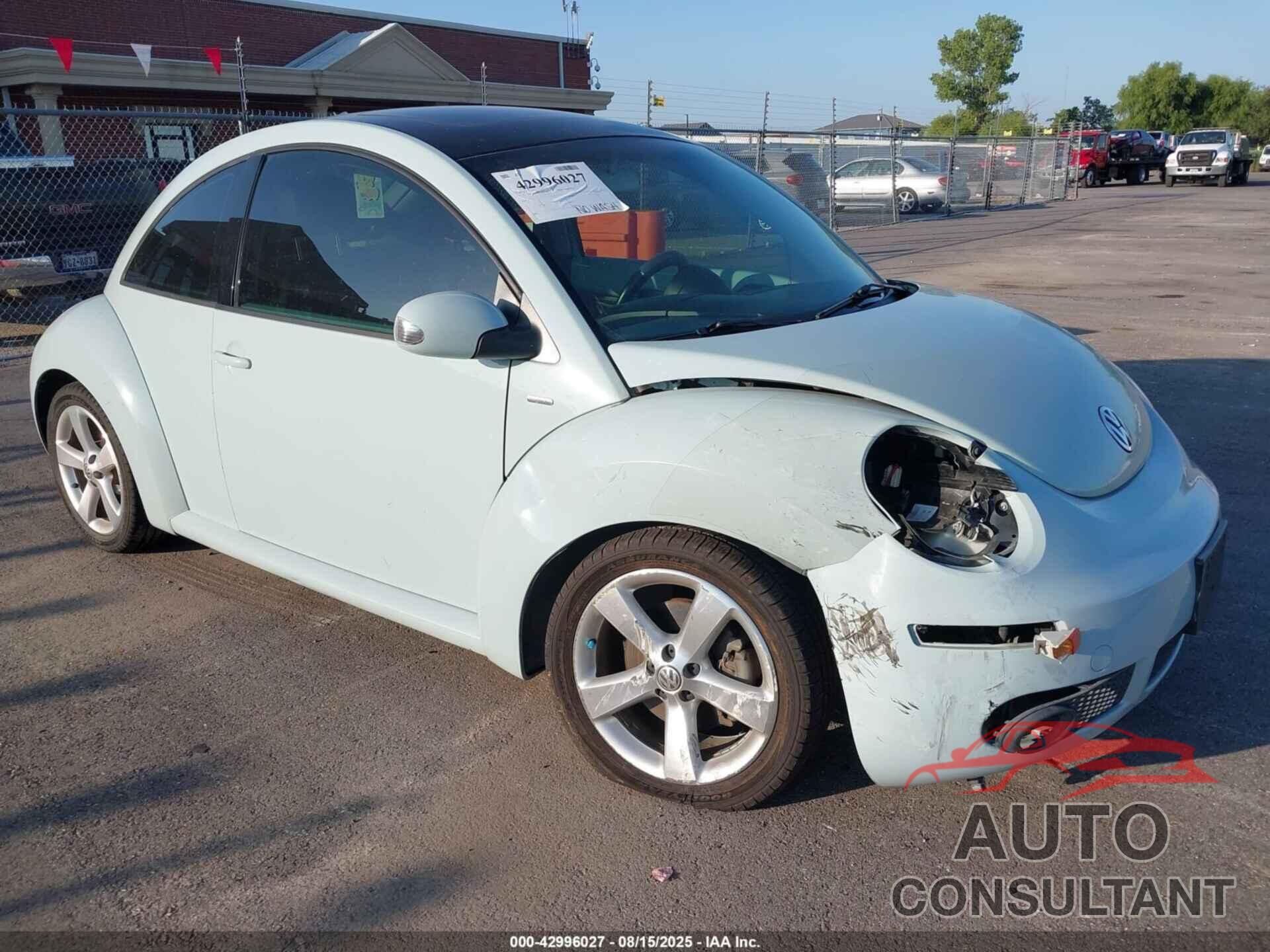 VOLKSWAGEN NEW BEETLE 2010 - 3VWRW3AG2AM031510