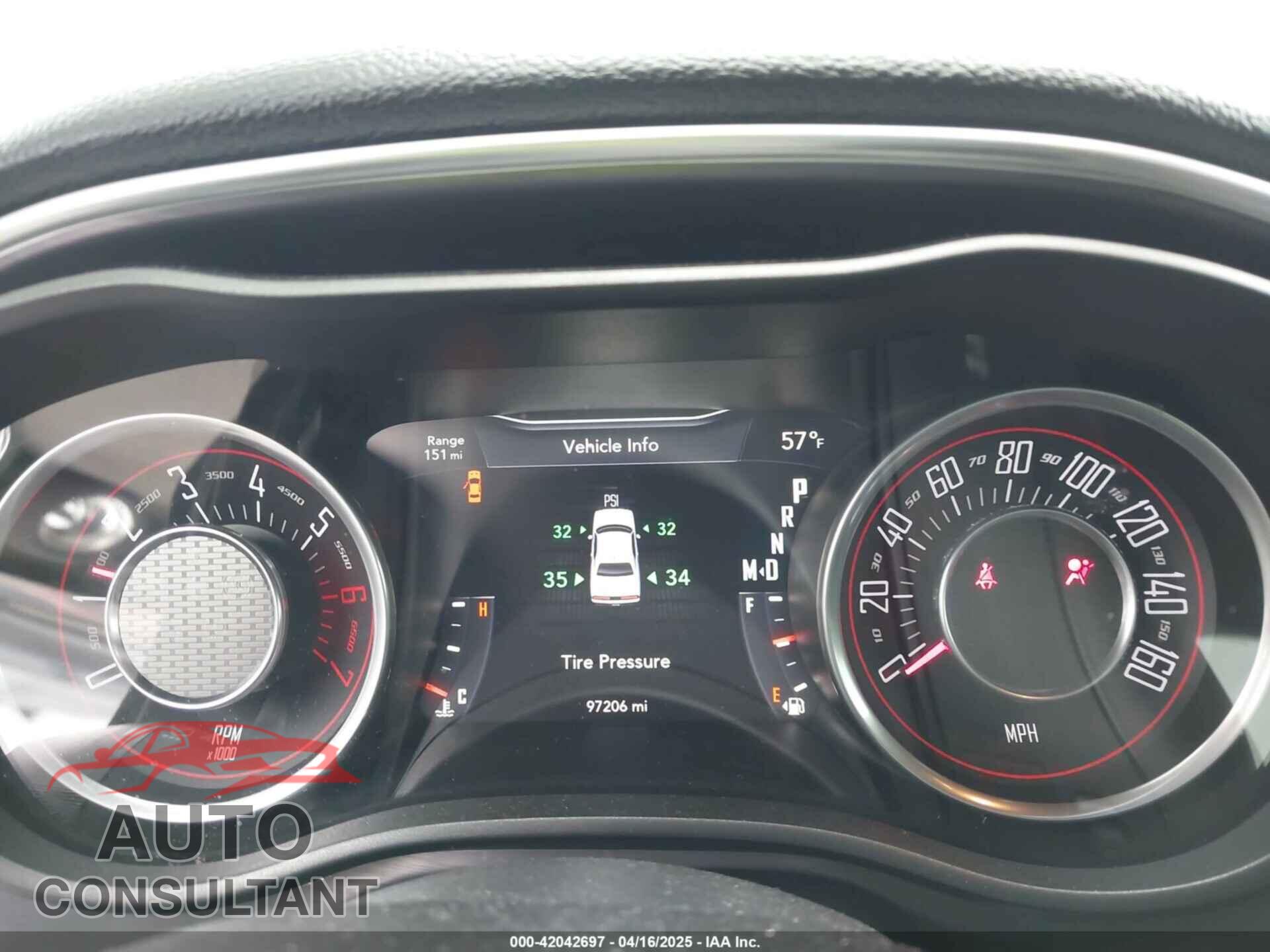 DODGE CHALLENGER 2015 - 2C3CDZAT5FH710566