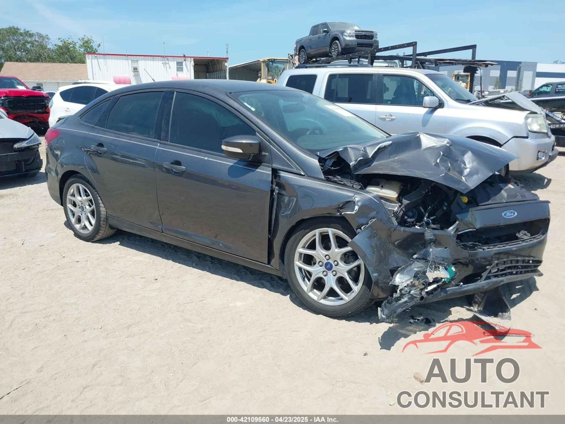 FORD FOCUS 2015 - 1FADP3F20FL215236