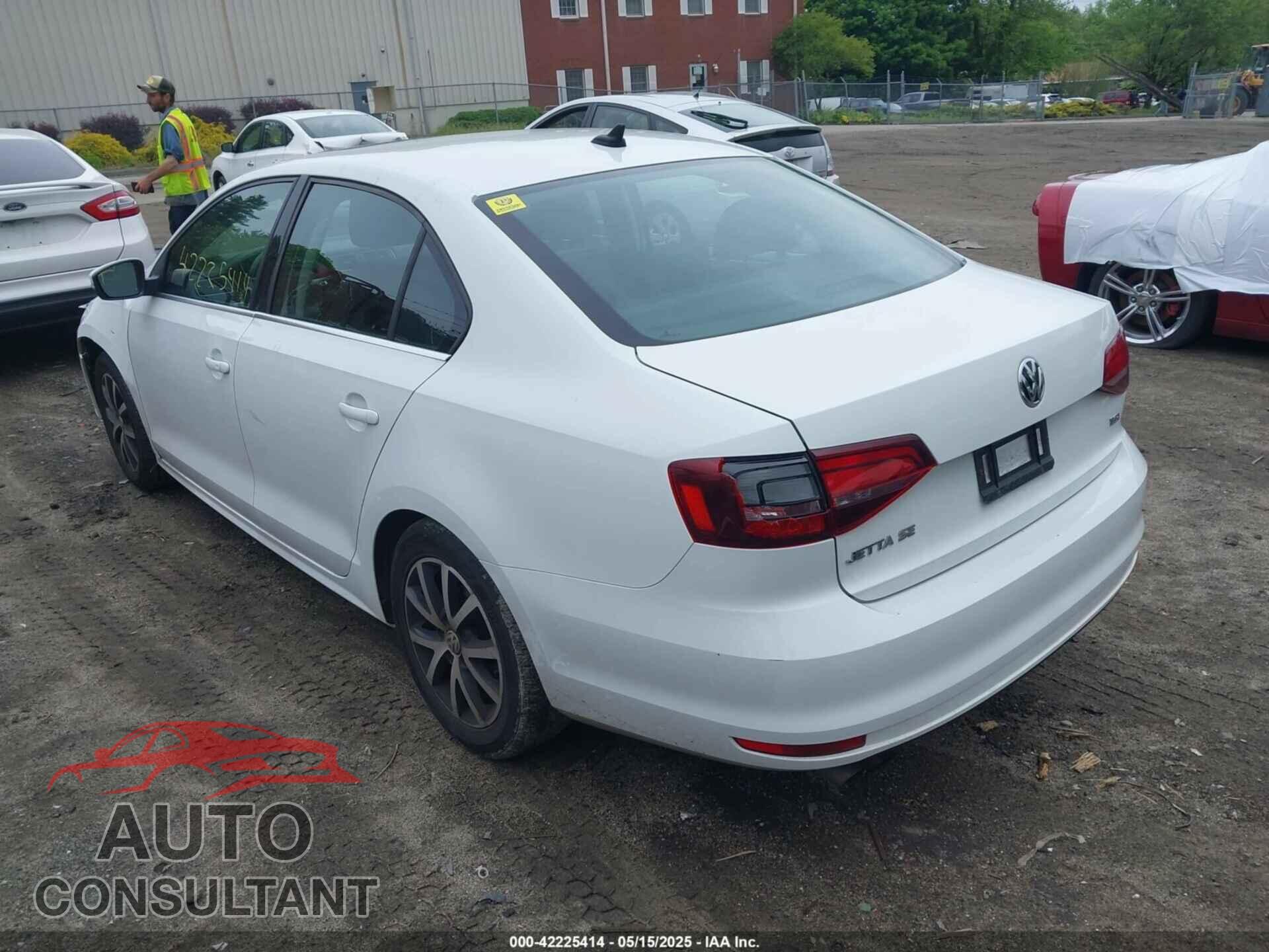 VOLKSWAGEN JETTA 2017 - 3VWDB7AJ3HM288226