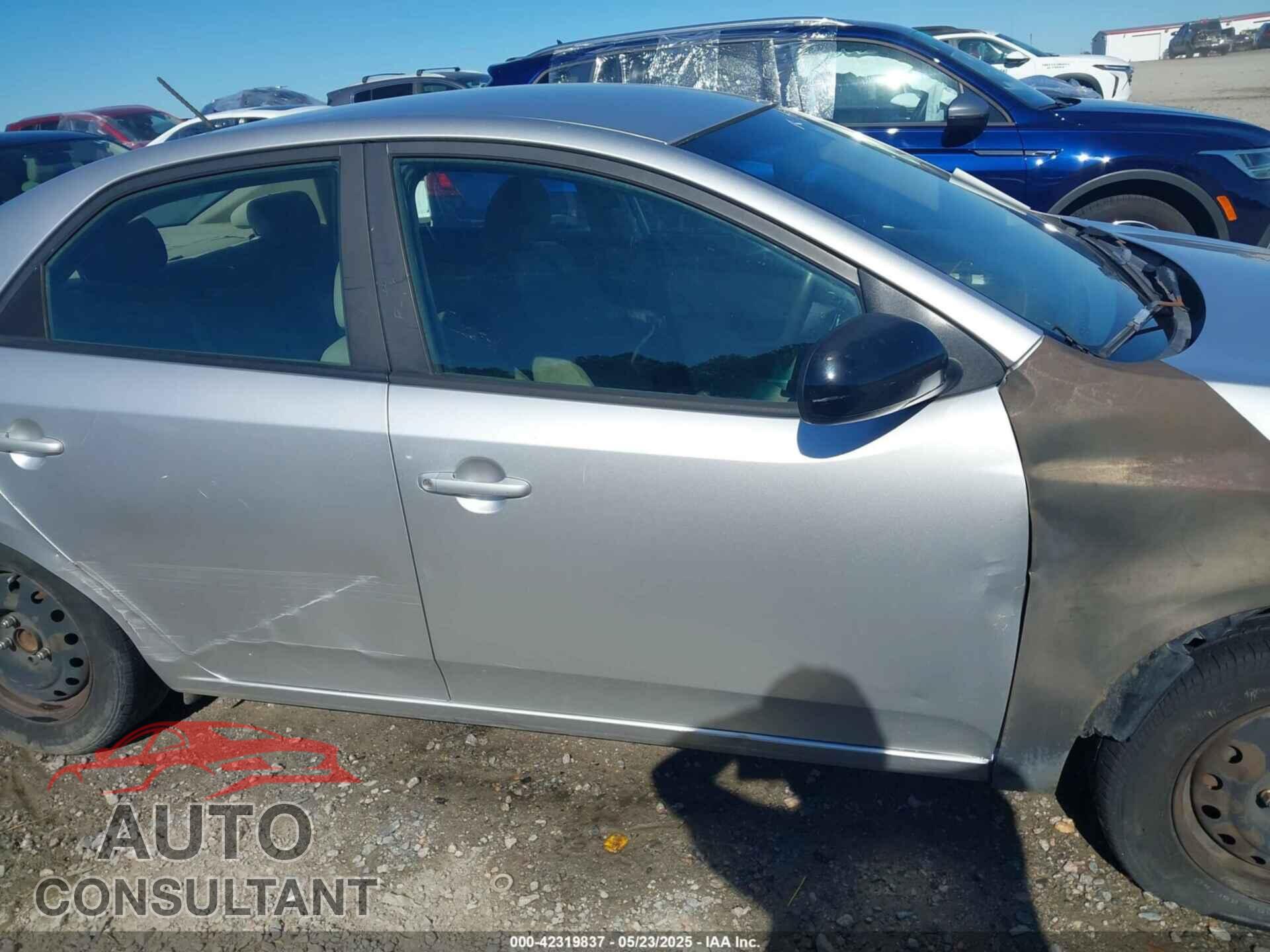 KIA FORTE 2012 - KNAFT4A21C5522178