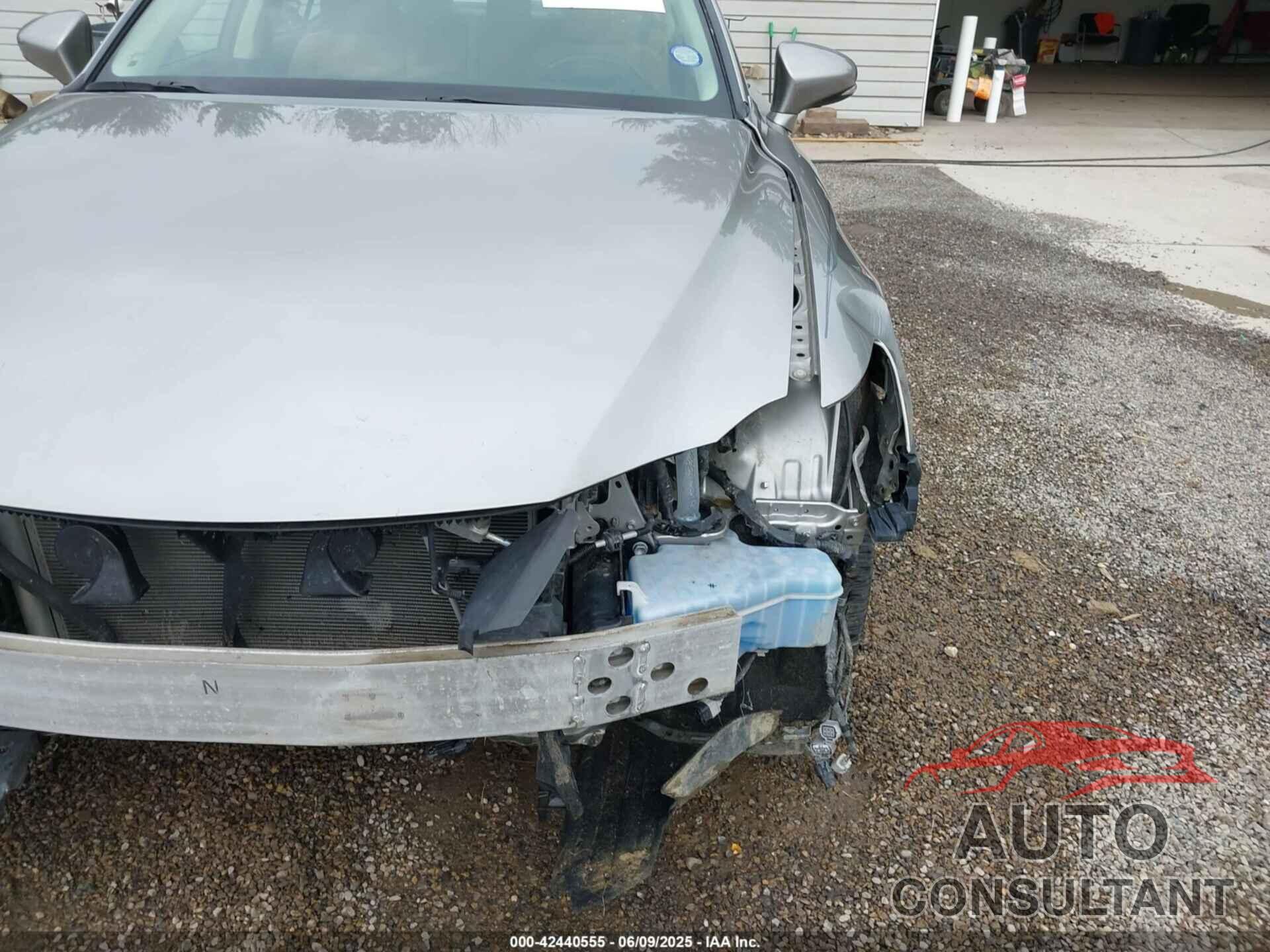 LEXUS IS 200T 2016 - JTHBA1D20G5015102