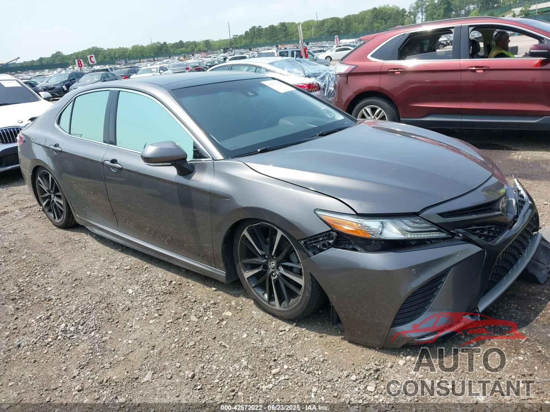 TOYOTA CAMRY 2018 - 4T1BZ1HK4JU004374