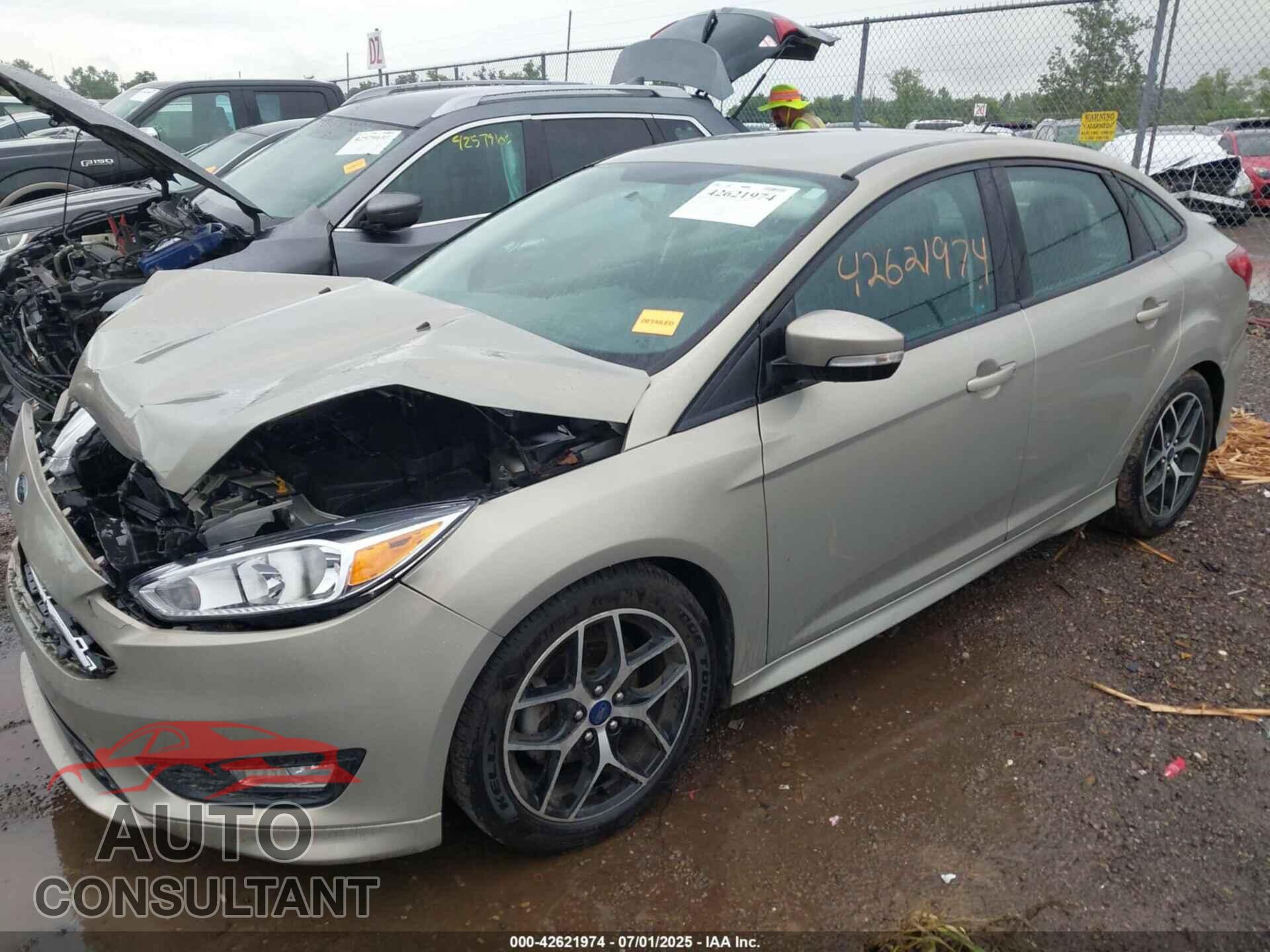 FORD FOCUS 2016 - 1FADP3F26GL359178