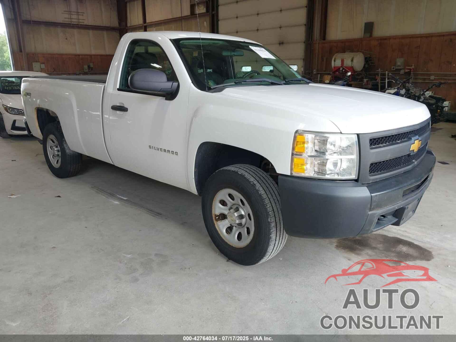CHEVROLET SILVERADO 1500 2013 - 1GCNKPE01DZ192239