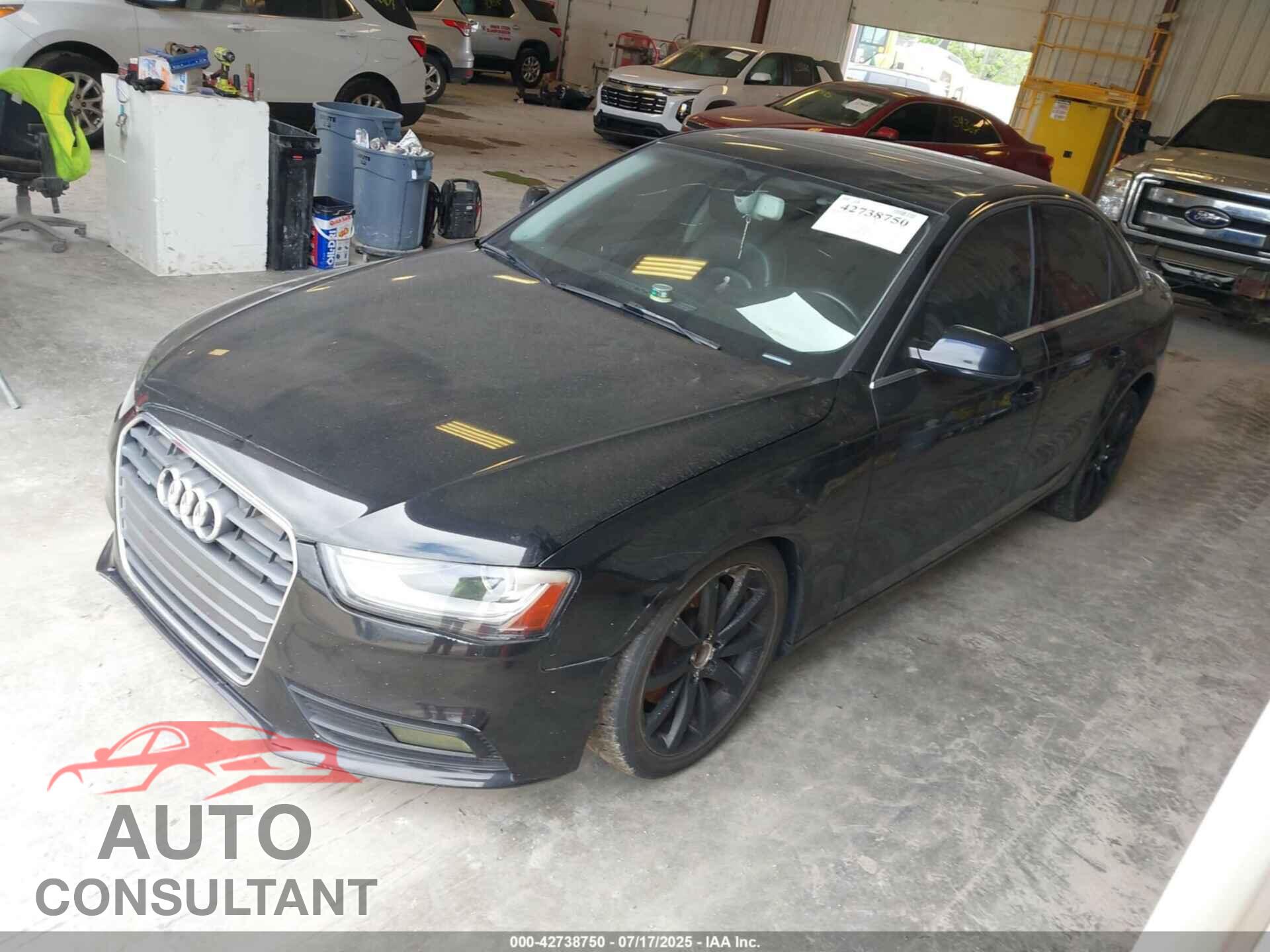 AUDI A4 2013 - WAUFFAFLXDN018852