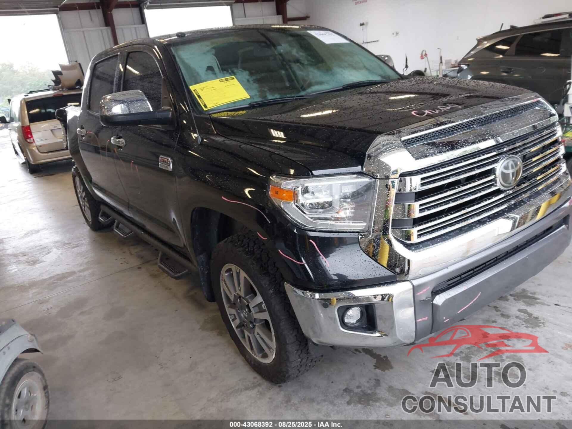 TOYOTA TUNDRA 2019 - 5TFAY5F18KX861527