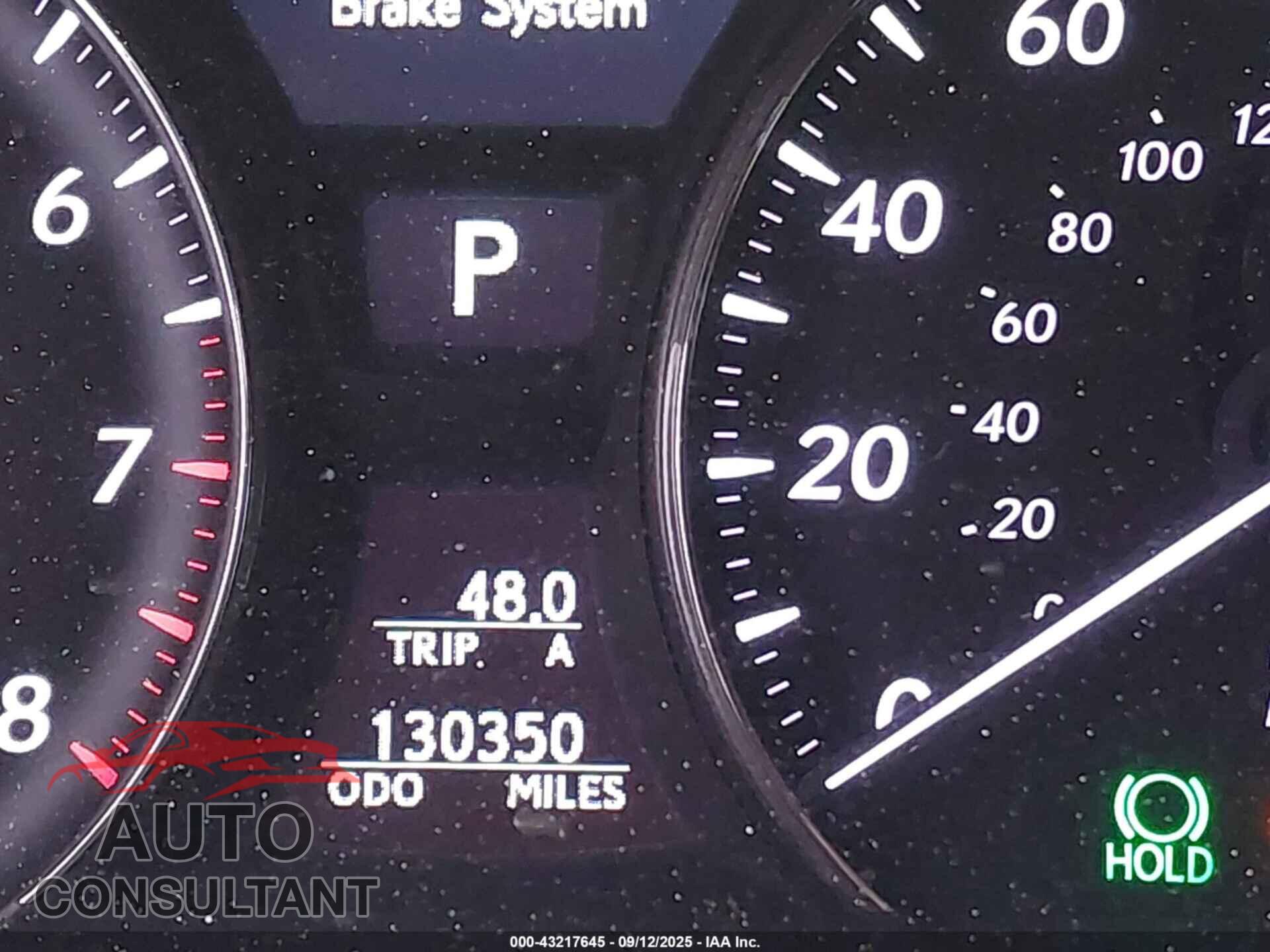 LEXUS LS 460 2011 - JTHBL5EF4B5107647