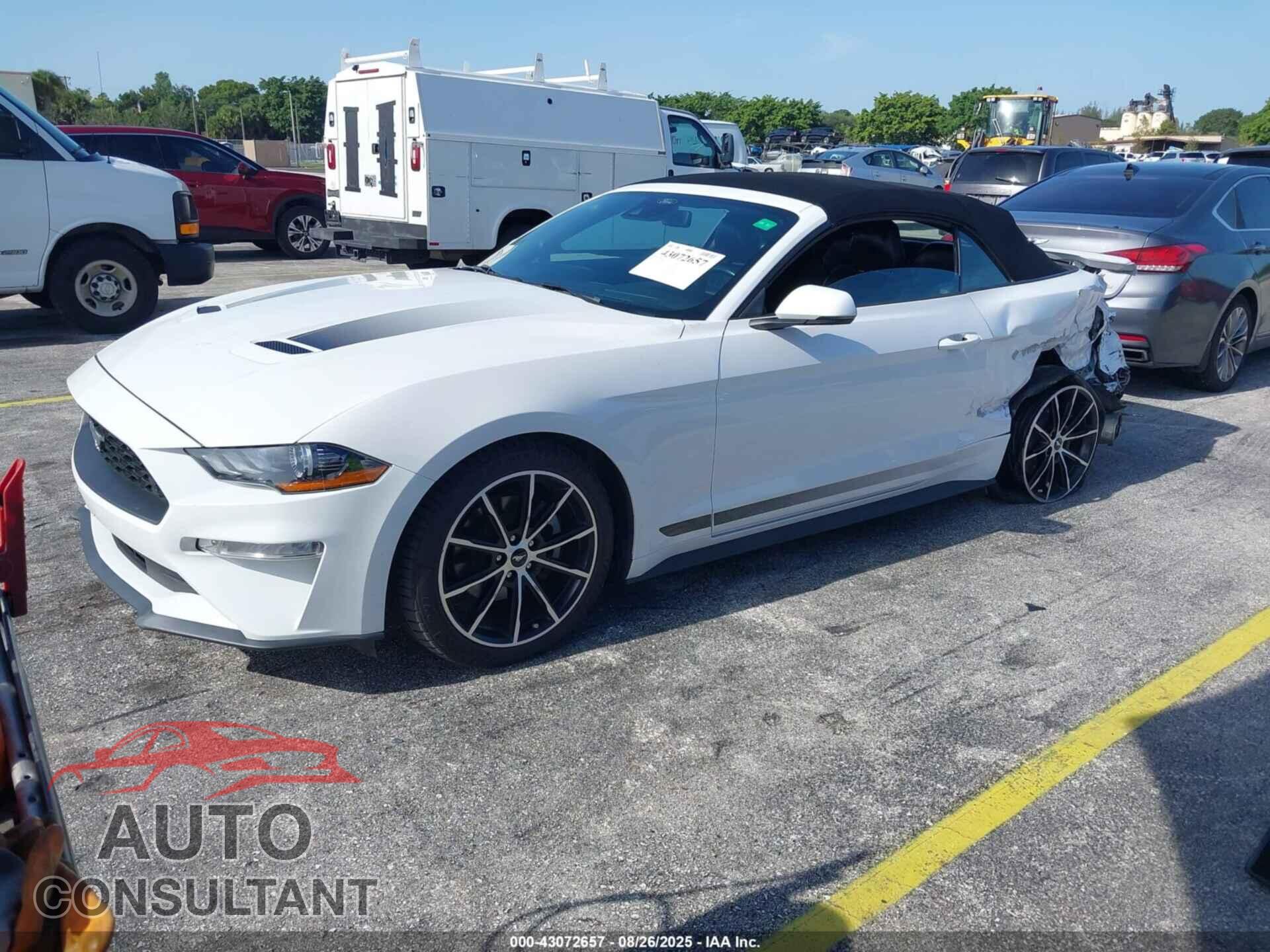 FORD MUSTANG 2021 - 1FATP8UH4M5114475