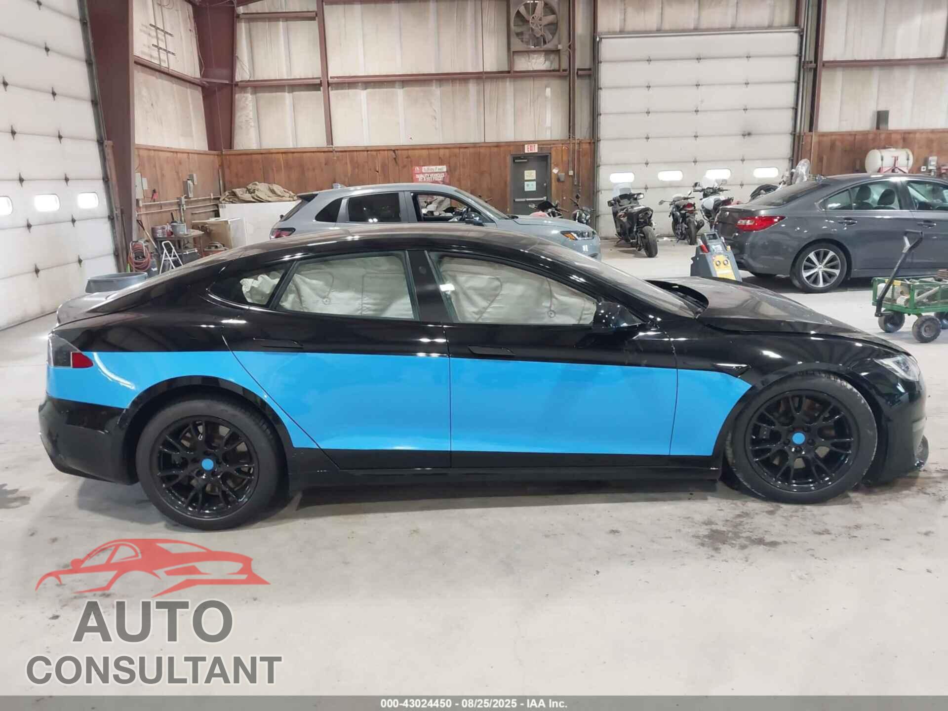 TESLA MODEL S 2021 - 5YJSA1E60MF440106