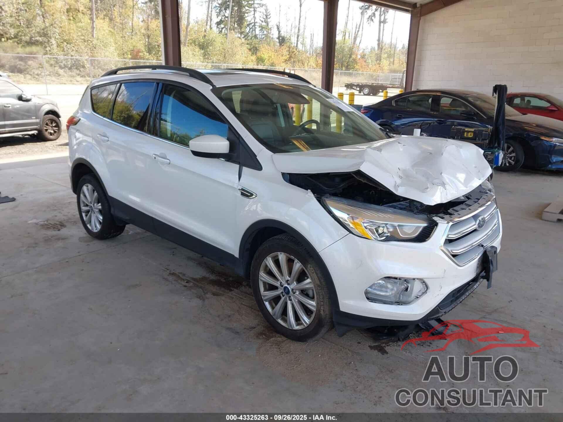 FORD ESCAPE 2019 - 1FMCU9HD3KUB86881
