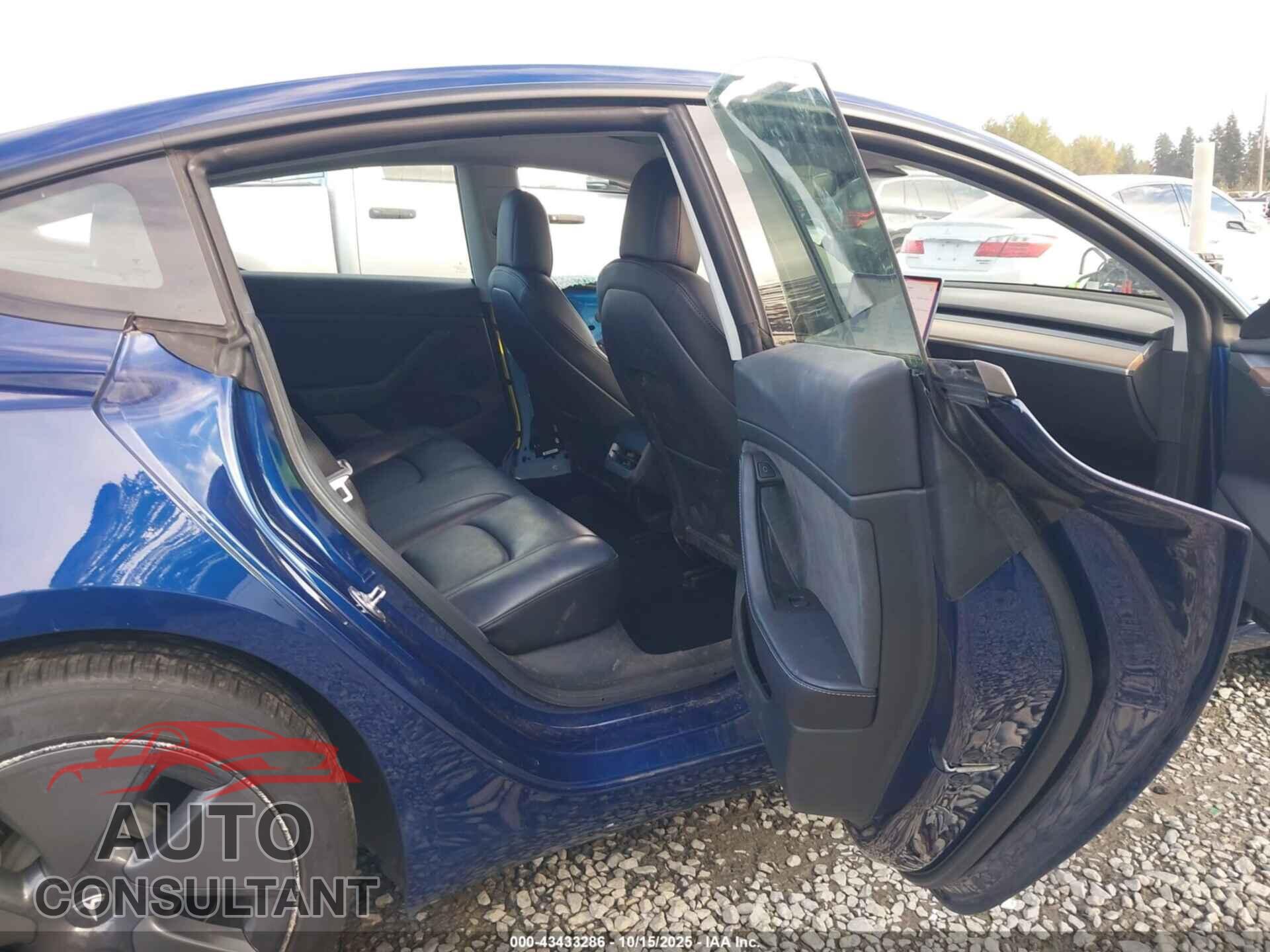 TESLA MODEL 3 2022 - 5YJ3E1EB7NF243053