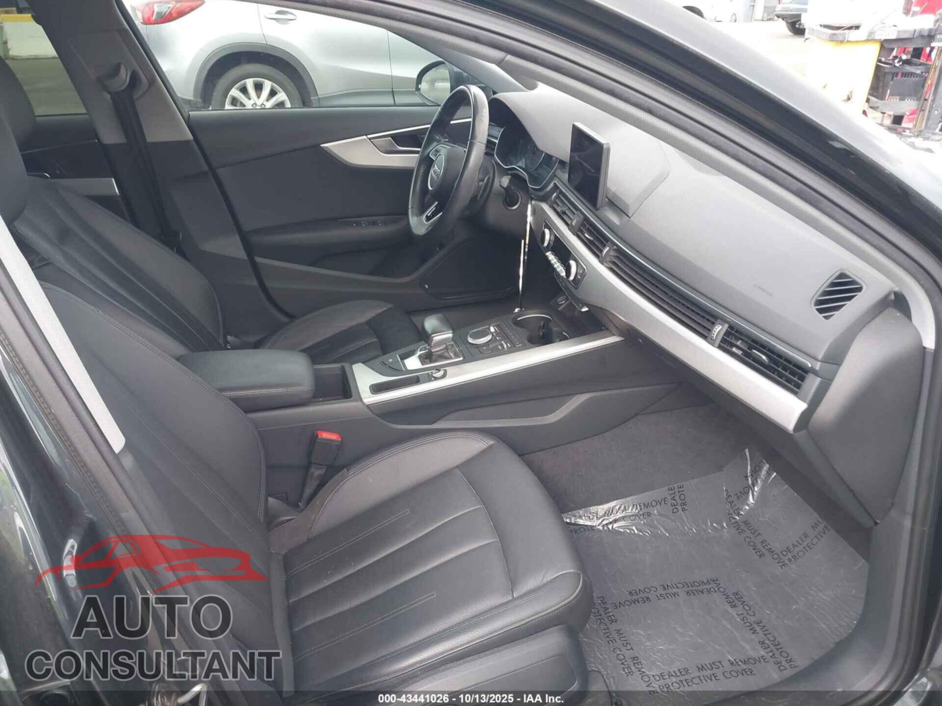 AUDI A4 2018 - WAUKMAF44JA088752