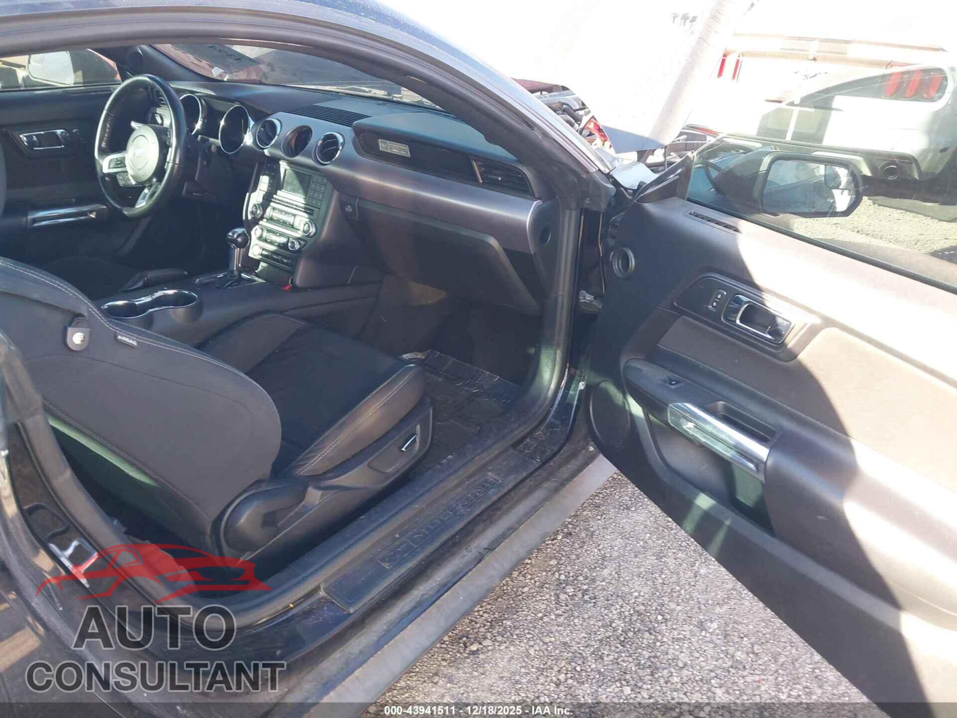 FORD MUSTANG 2017 - 1FA6P8CF4H5235705