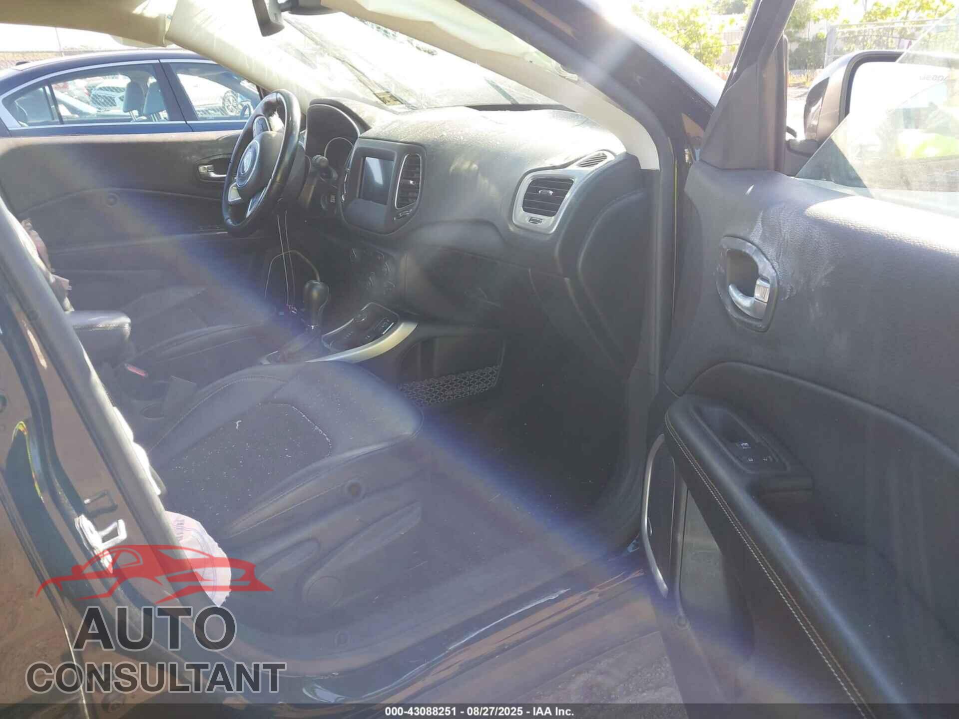 JEEP COMPASS 2021 - 3C4NJDBBXMT537900