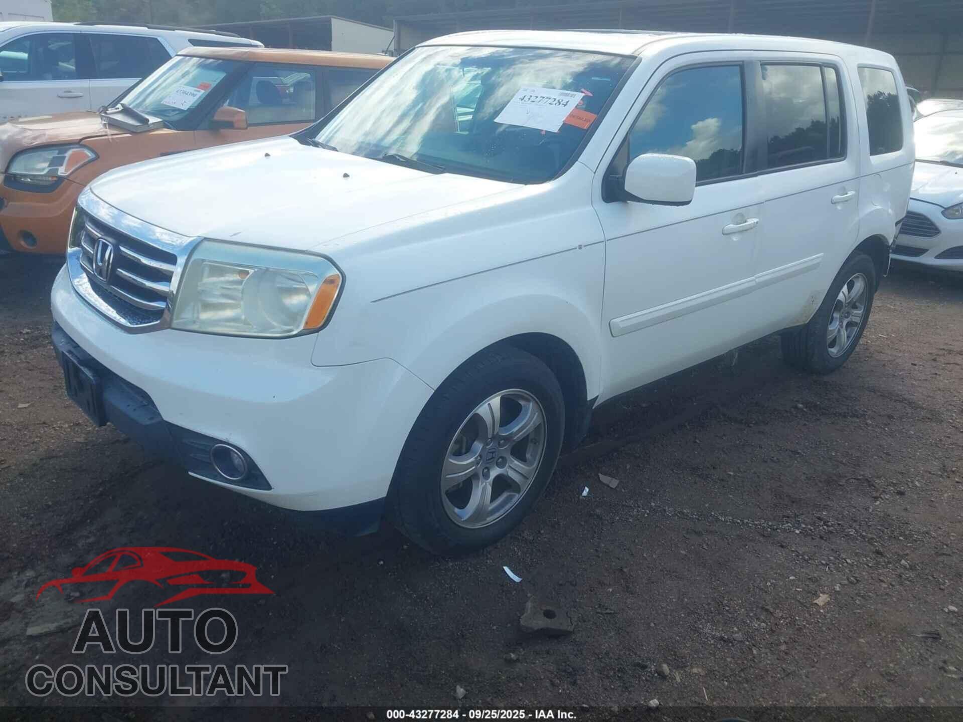 HONDA PILOT 2013 - 5FNYF3H55DB013627