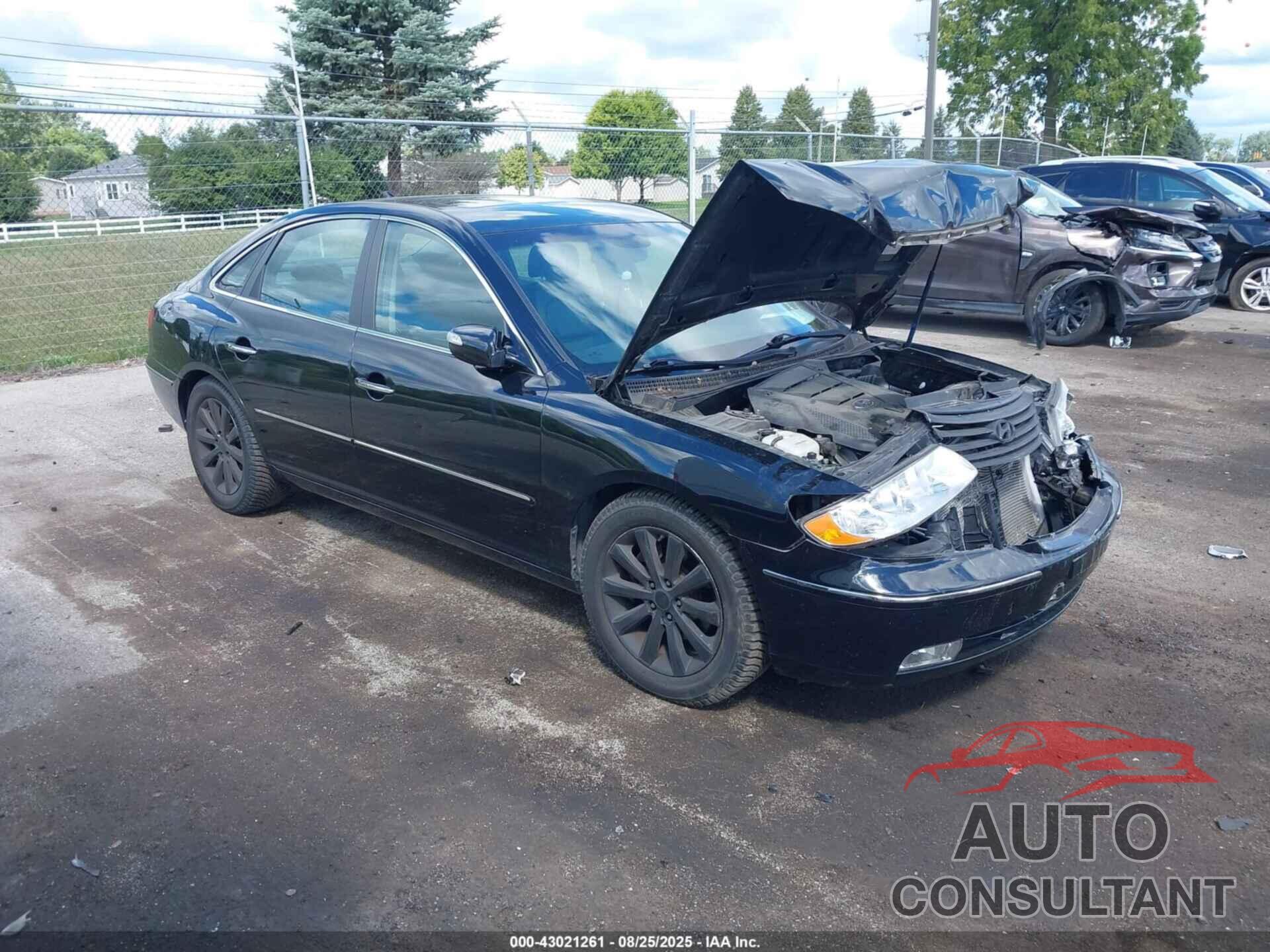 HYUNDAI AZERA 2009 - KMHFC46F89A343081