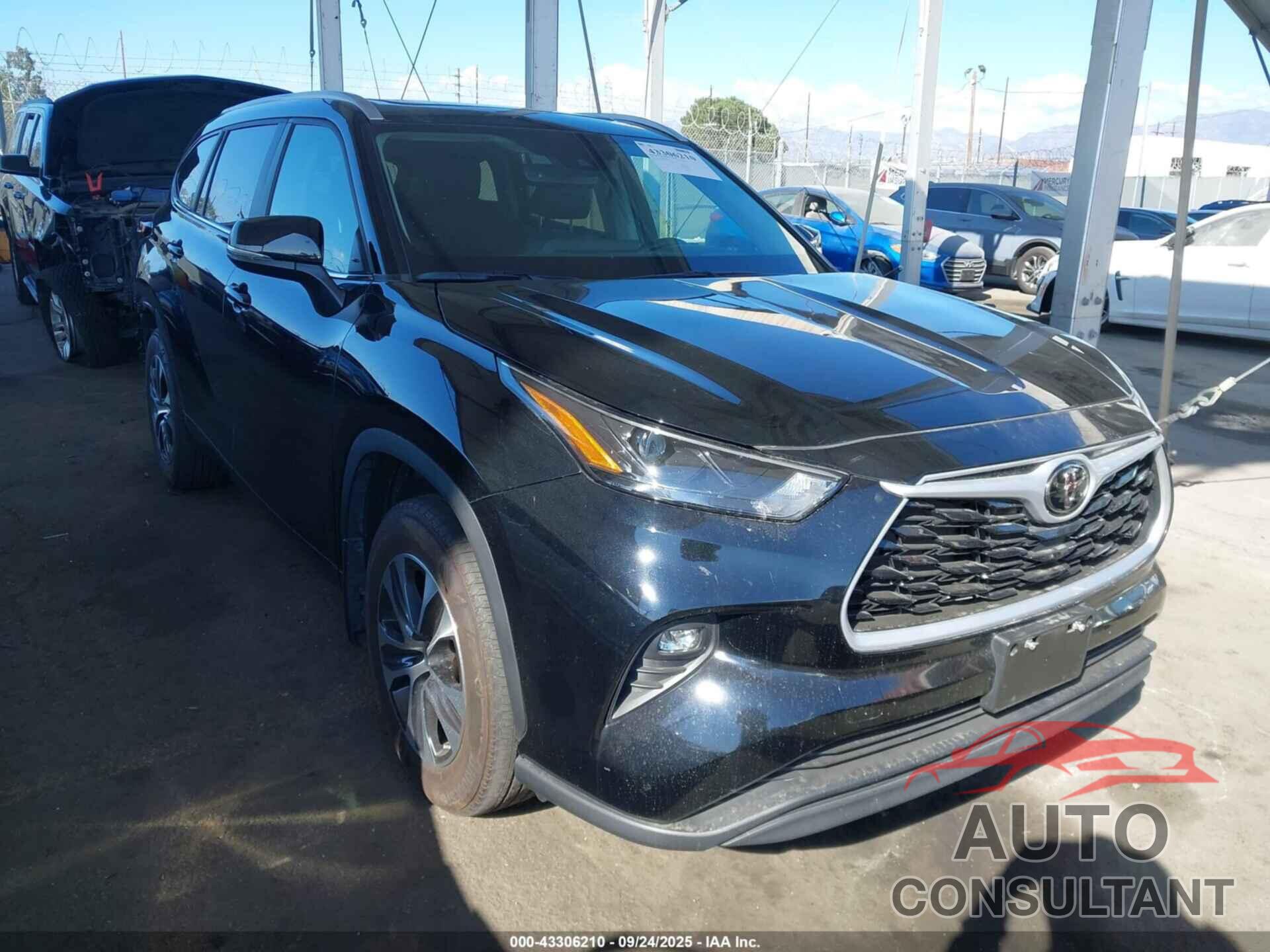 TOYOTA HIGHLANDER 2024 - 5TDKDRAH2RS052150