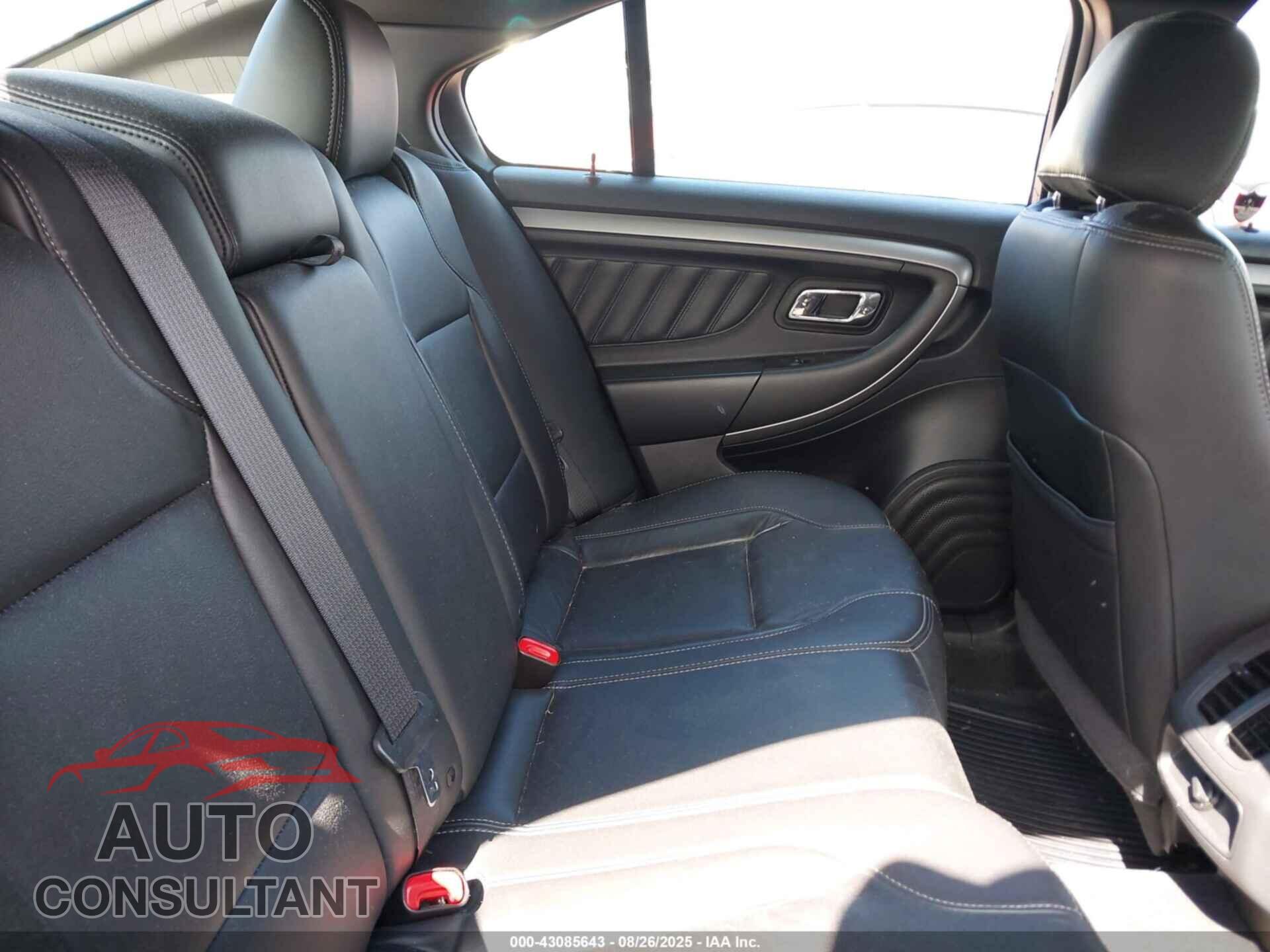 FORD TAURUS 2013 - 1FAHP2E83DG112948