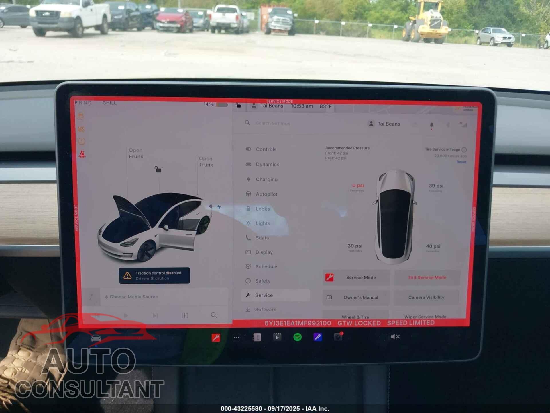 TESLA MODEL 3 2021 - 5YJ3E1EA1MF992100