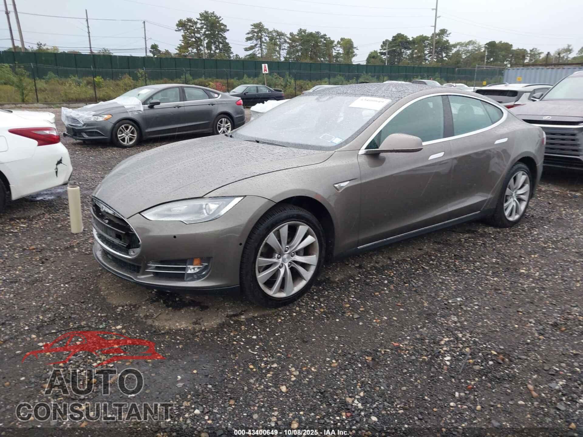 TESLA MODEL S 2016 - 5YJSA1E27GF128933
