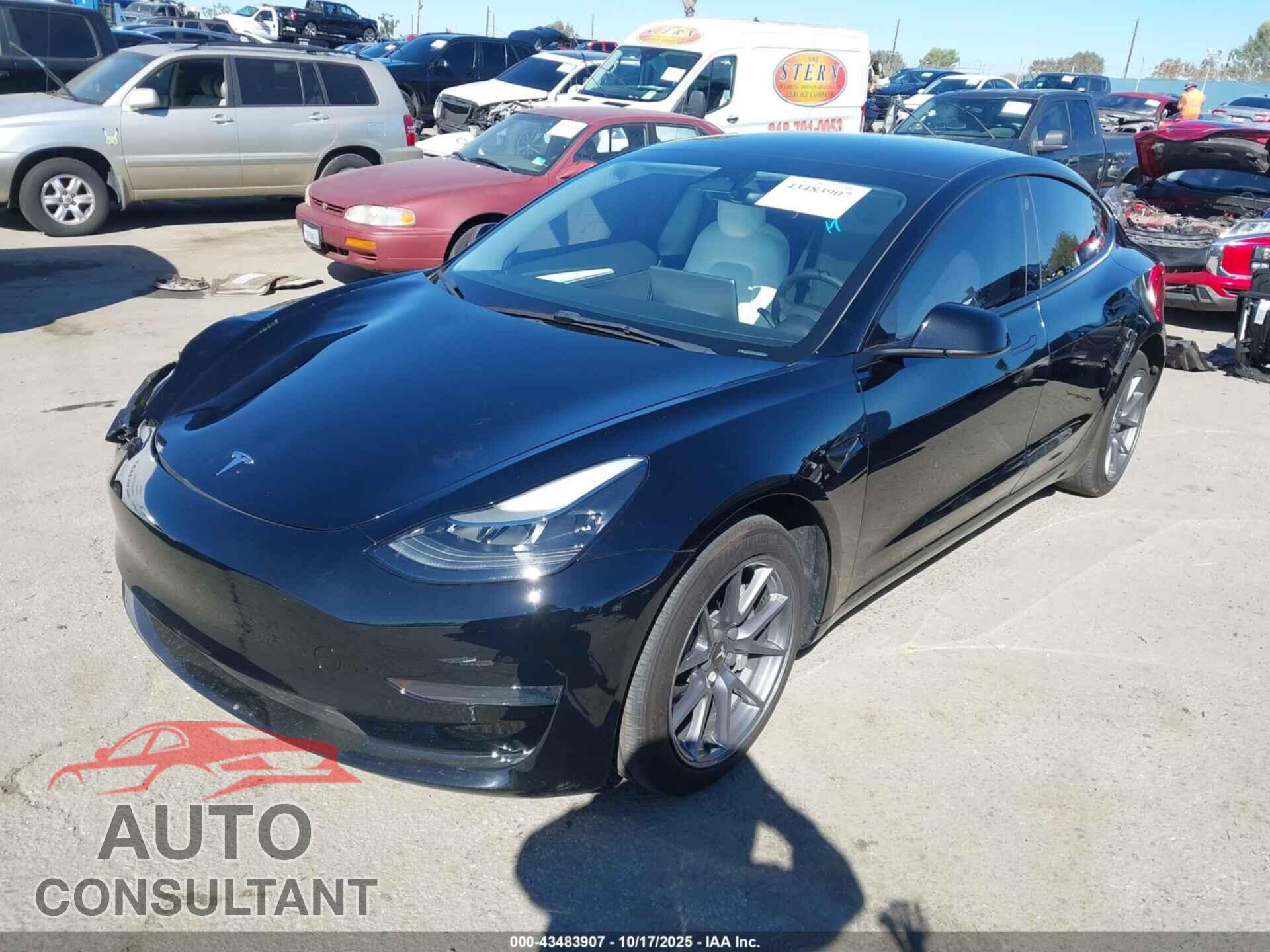 TESLA MODEL 3 2023 - 5YJ3E1EA6PF476903