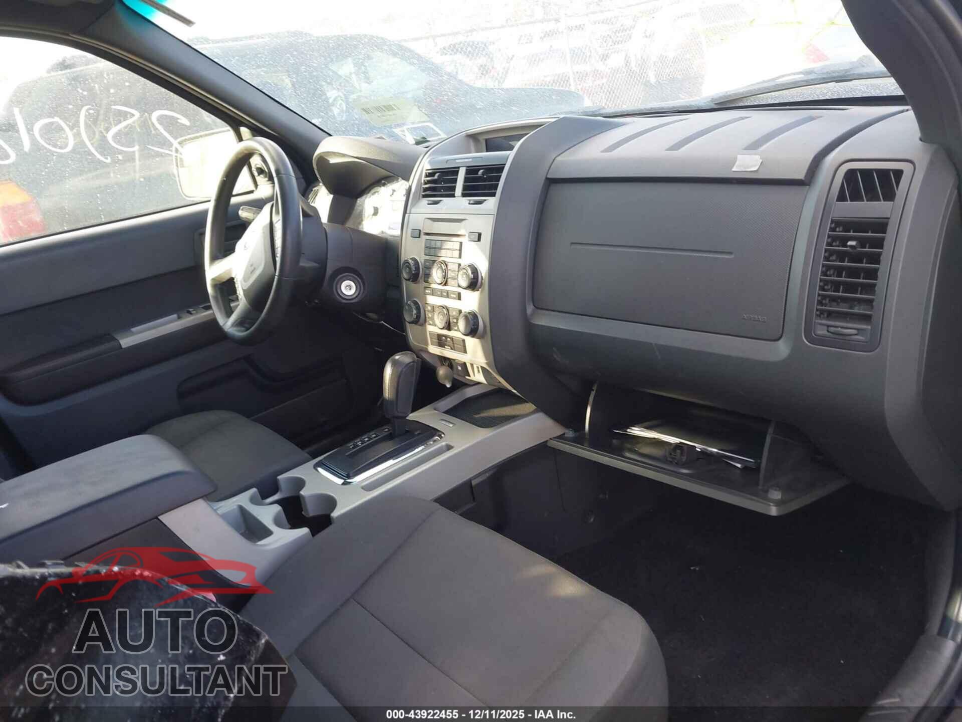 FORD ESCAPE 2012 - 1FMCU0D70CKB71876