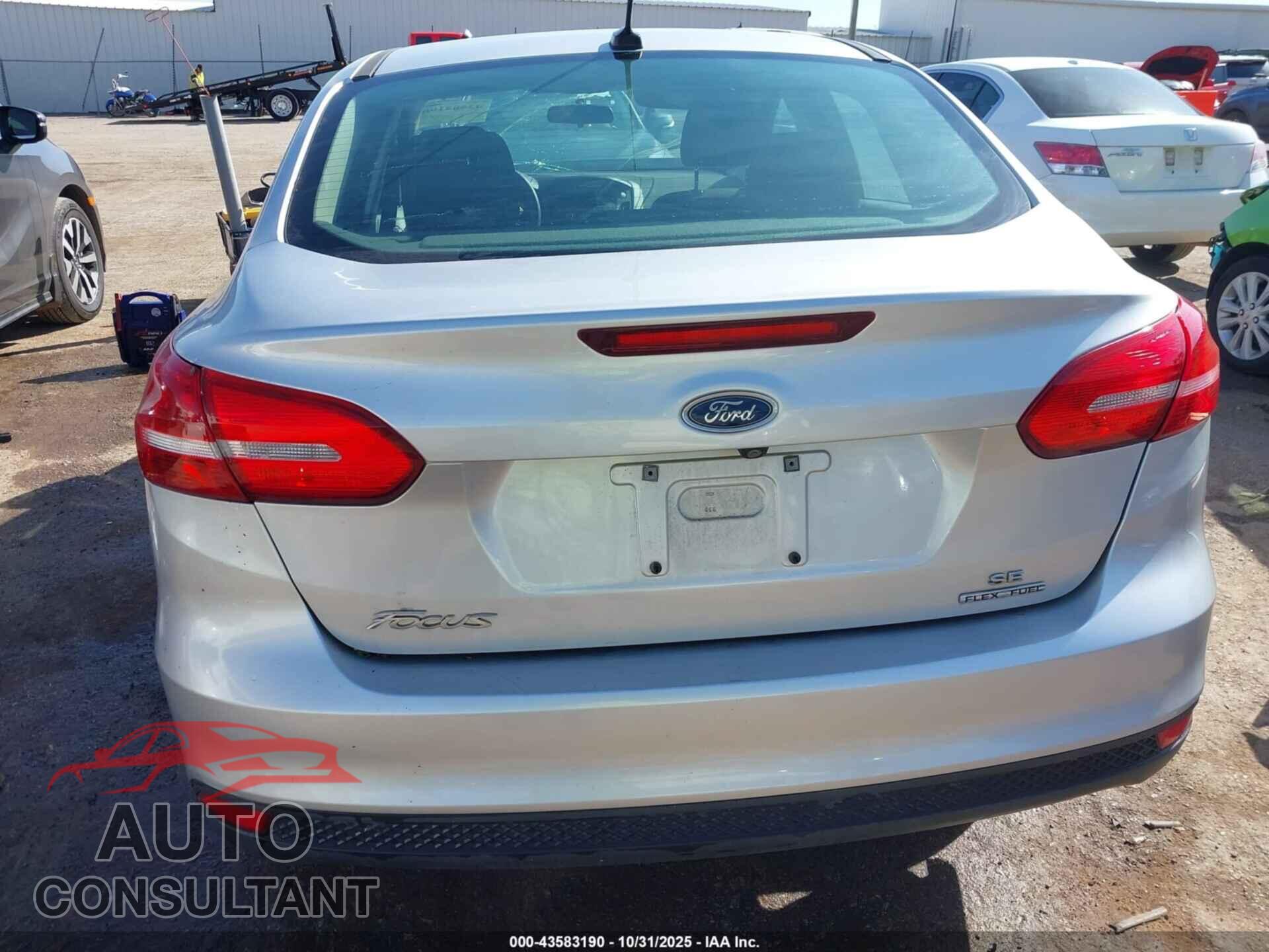 FORD FOCUS 2016 - 1FADP3F22GL365575