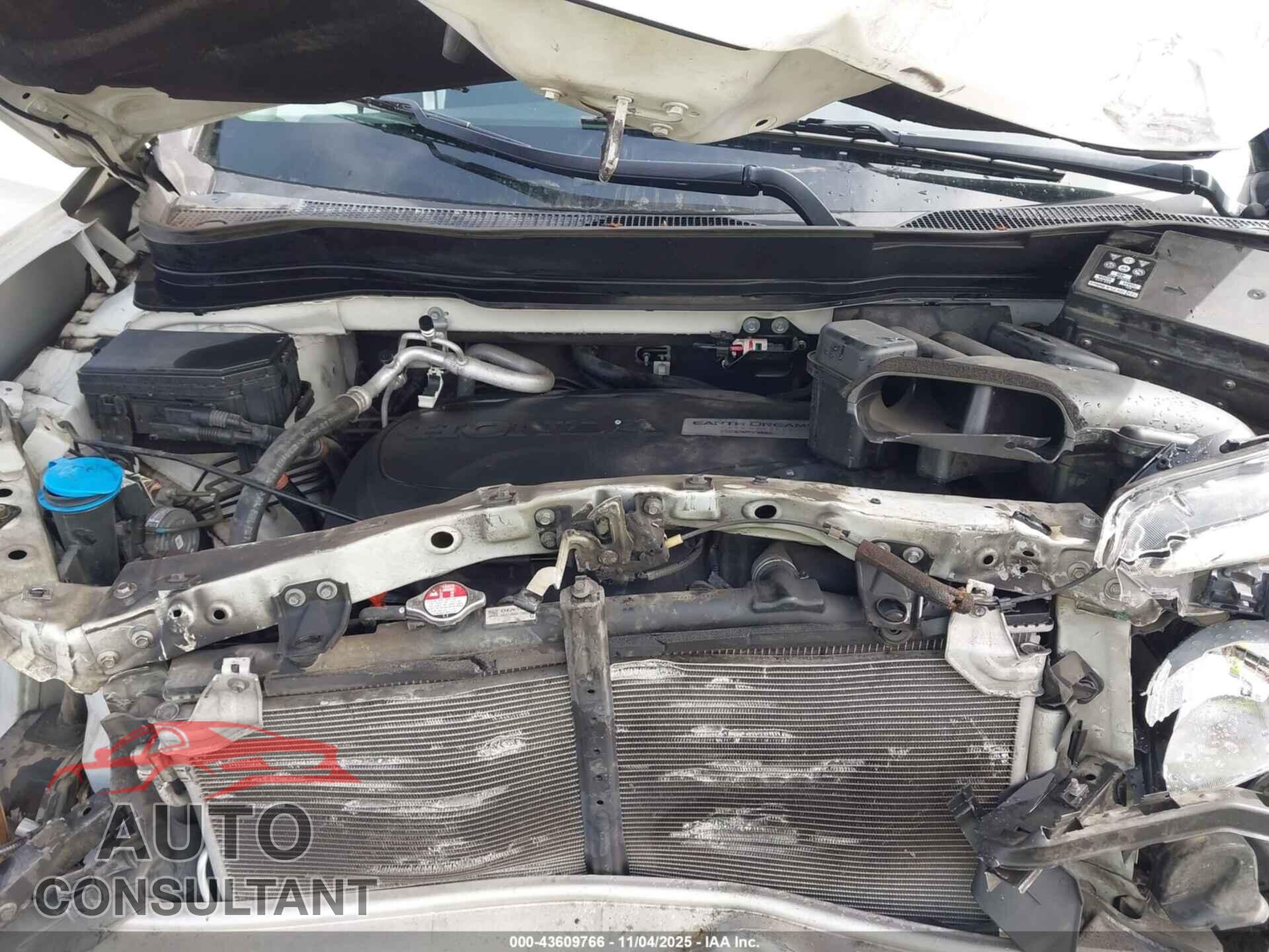 HONDA PILOT 2017 - 5FNYF6H18HB044665