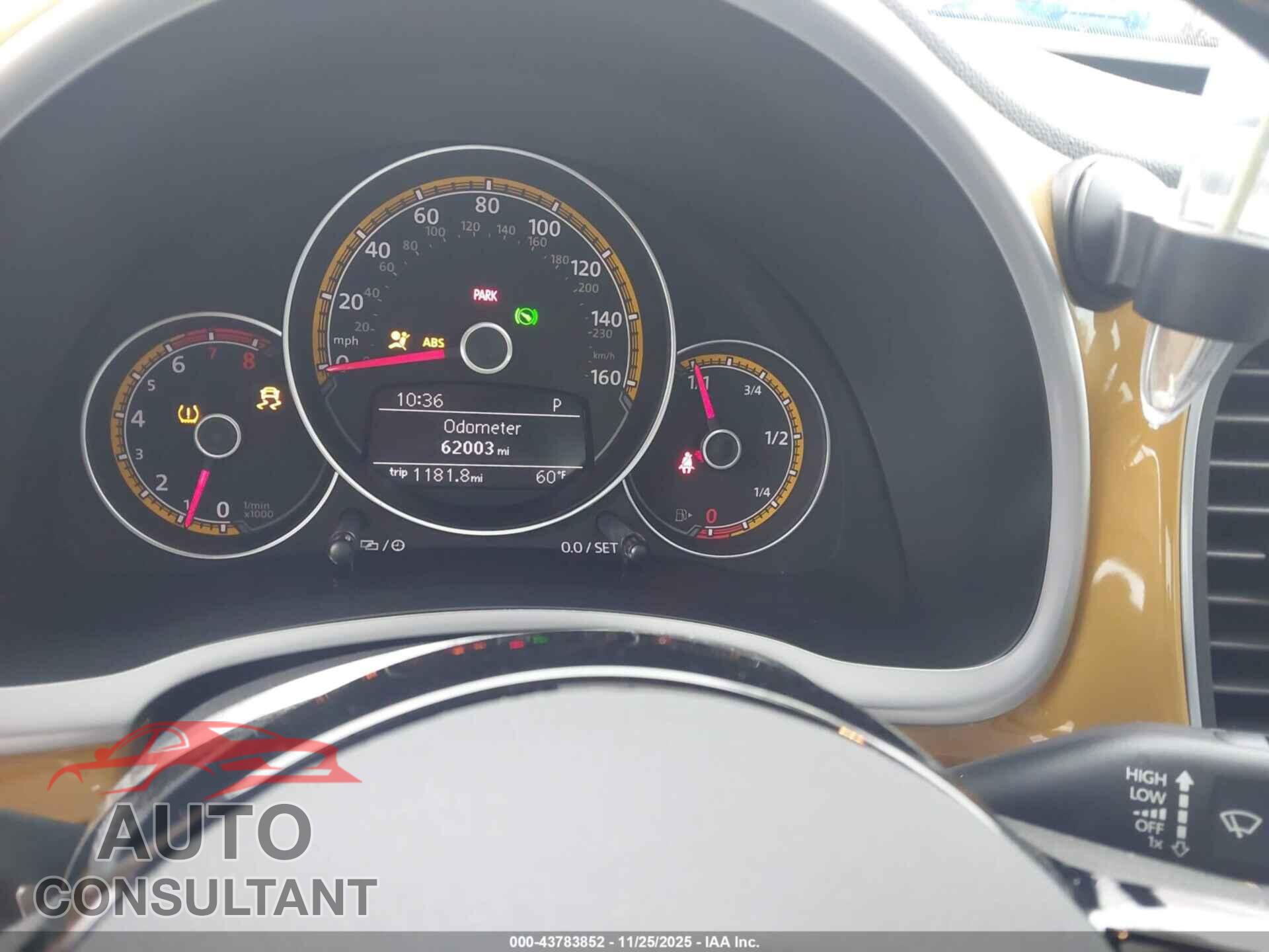 VOLKSWAGEN BEETLE 2017 - 3VWS17AT0HM630839