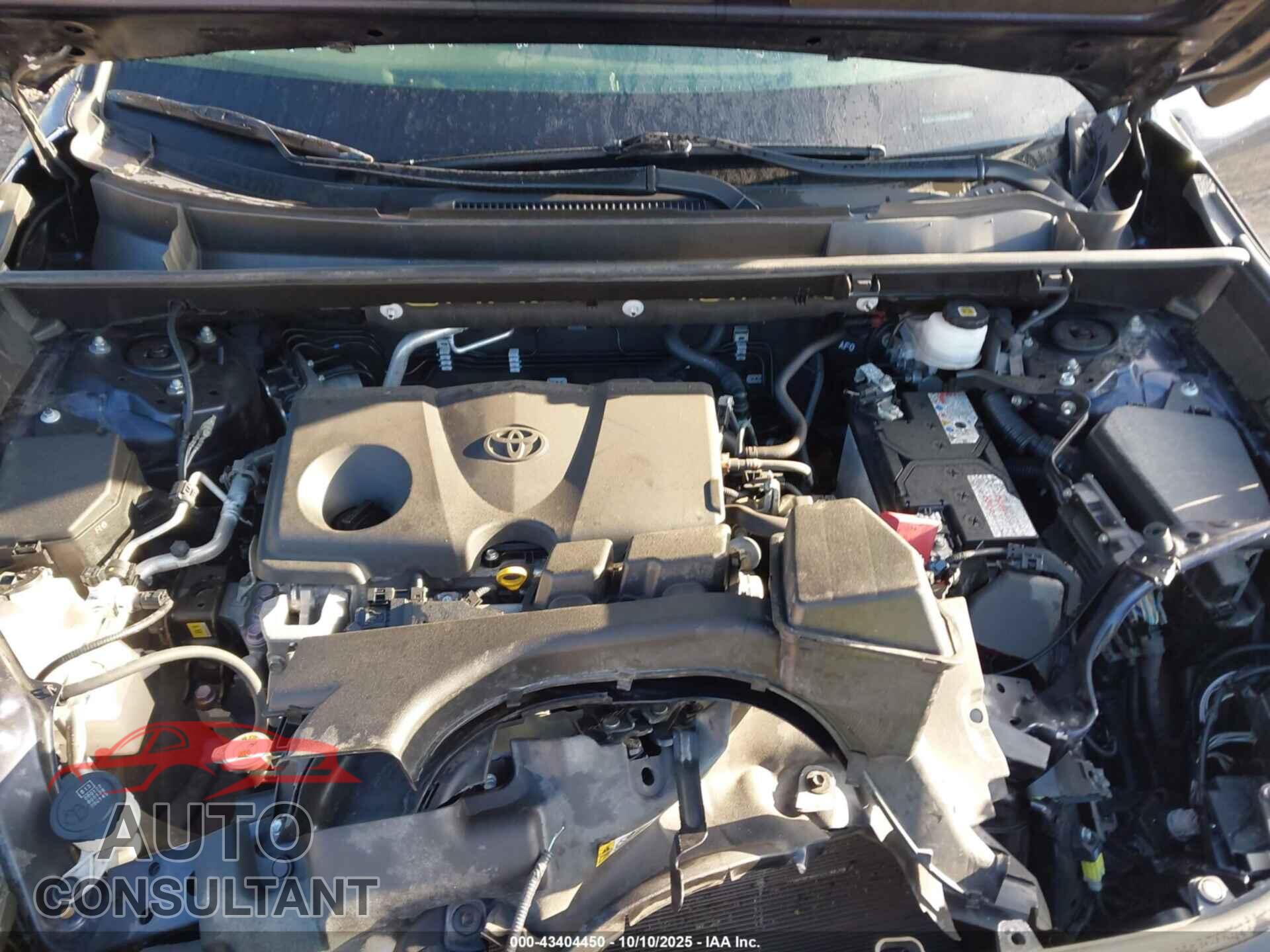 TOYOTA RAV4 2022 - JTMP1RFV4ND087193
