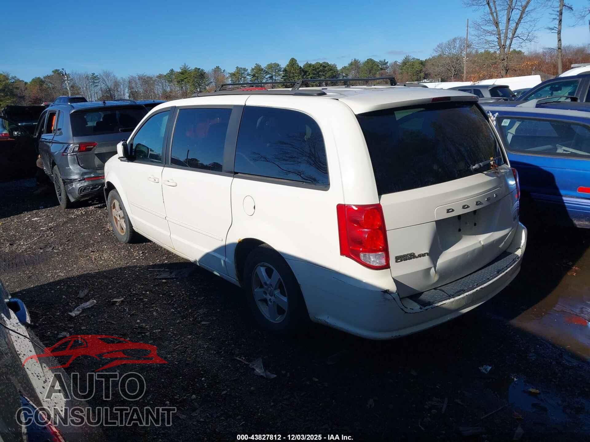 DODGE GRAND CARAVAN 2011 - 2D4RN3DG2BR739058