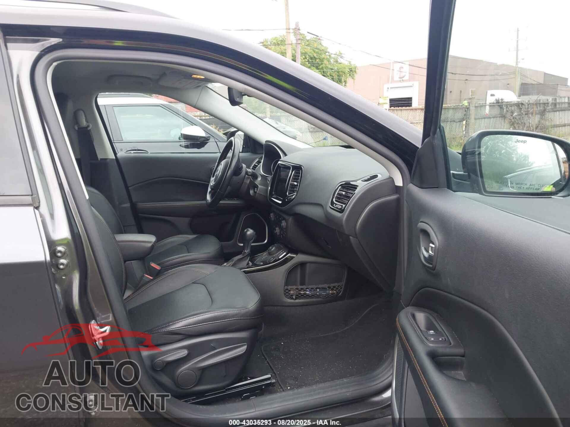 JEEP COMPASS 2020 - 3C4NJDCB2LT223705