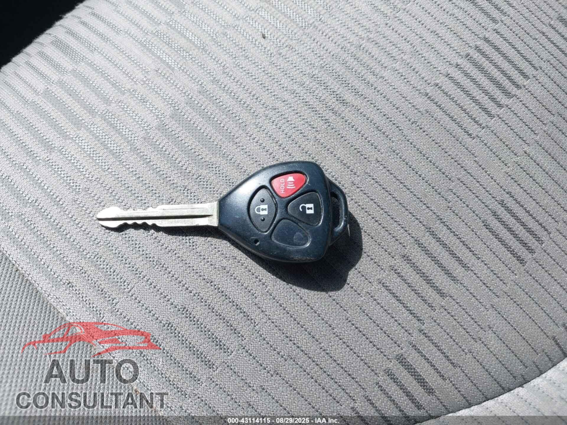 TOYOTA RAV4 2011 - 2T3BF4DV3BW157685