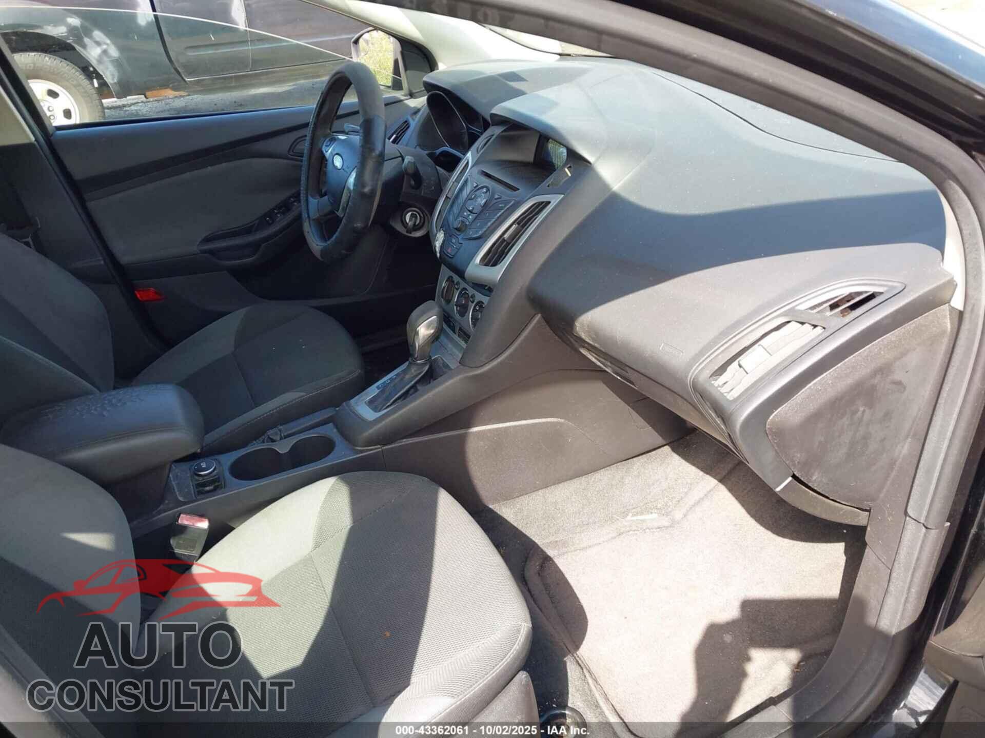 FORD FOCUS 2012 - 1FAHP3F26CL332137