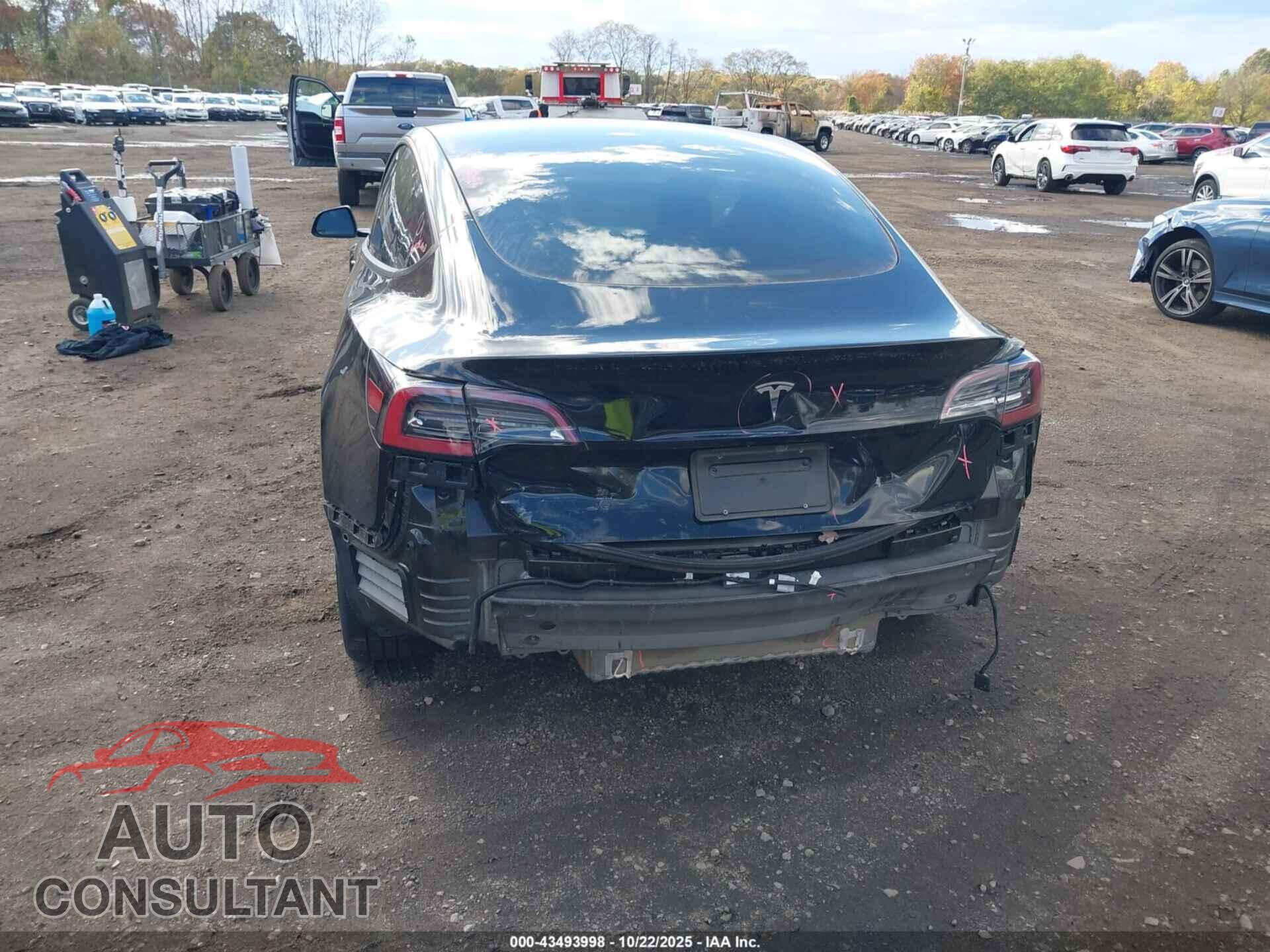 TESLA MODEL 3 2023 - 5YJ3E1EA9PF577918
