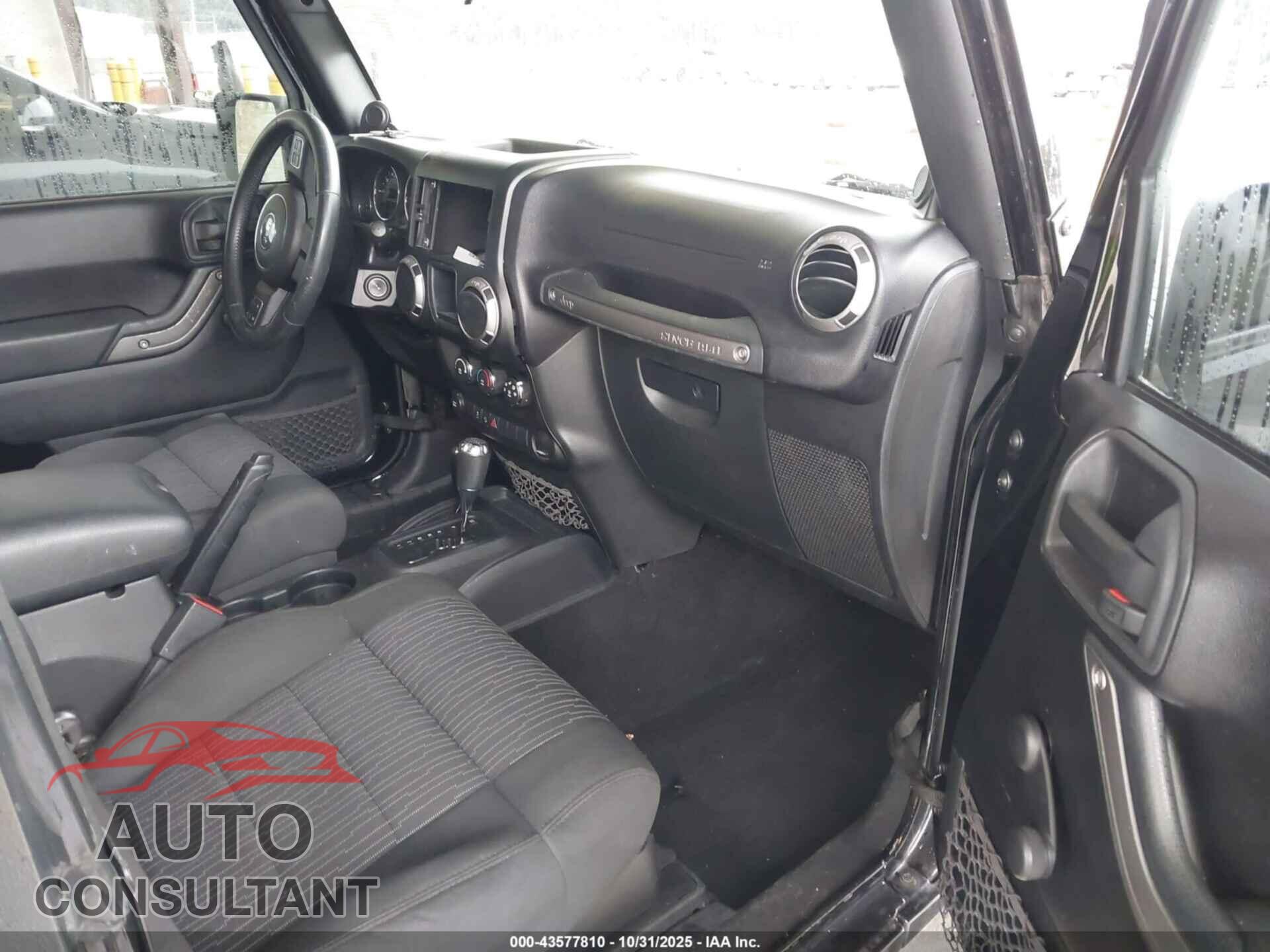 JEEP WRANGLER 2011 - 1J4AA2D11BL503340