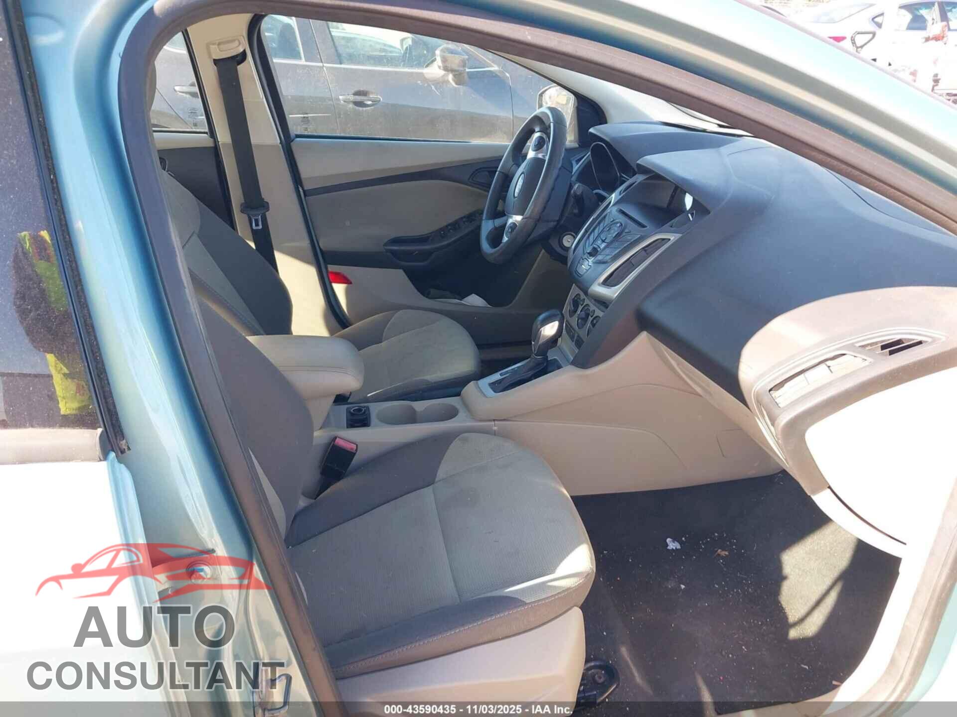 FORD FOCUS 2012 - 1FAHP3F26CL451452