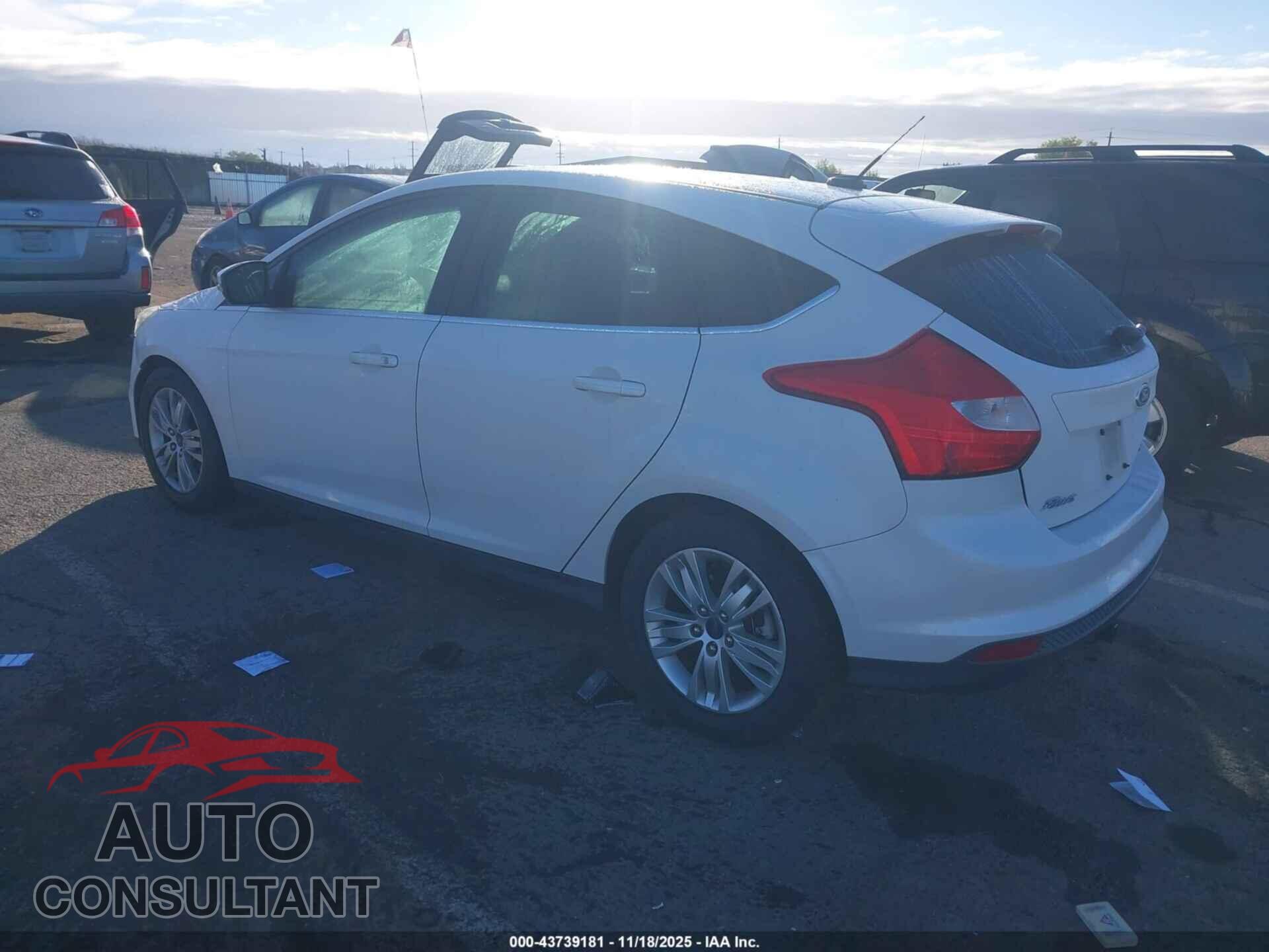 FORD FOCUS 2012 - 1FAHP3M2XCL422961