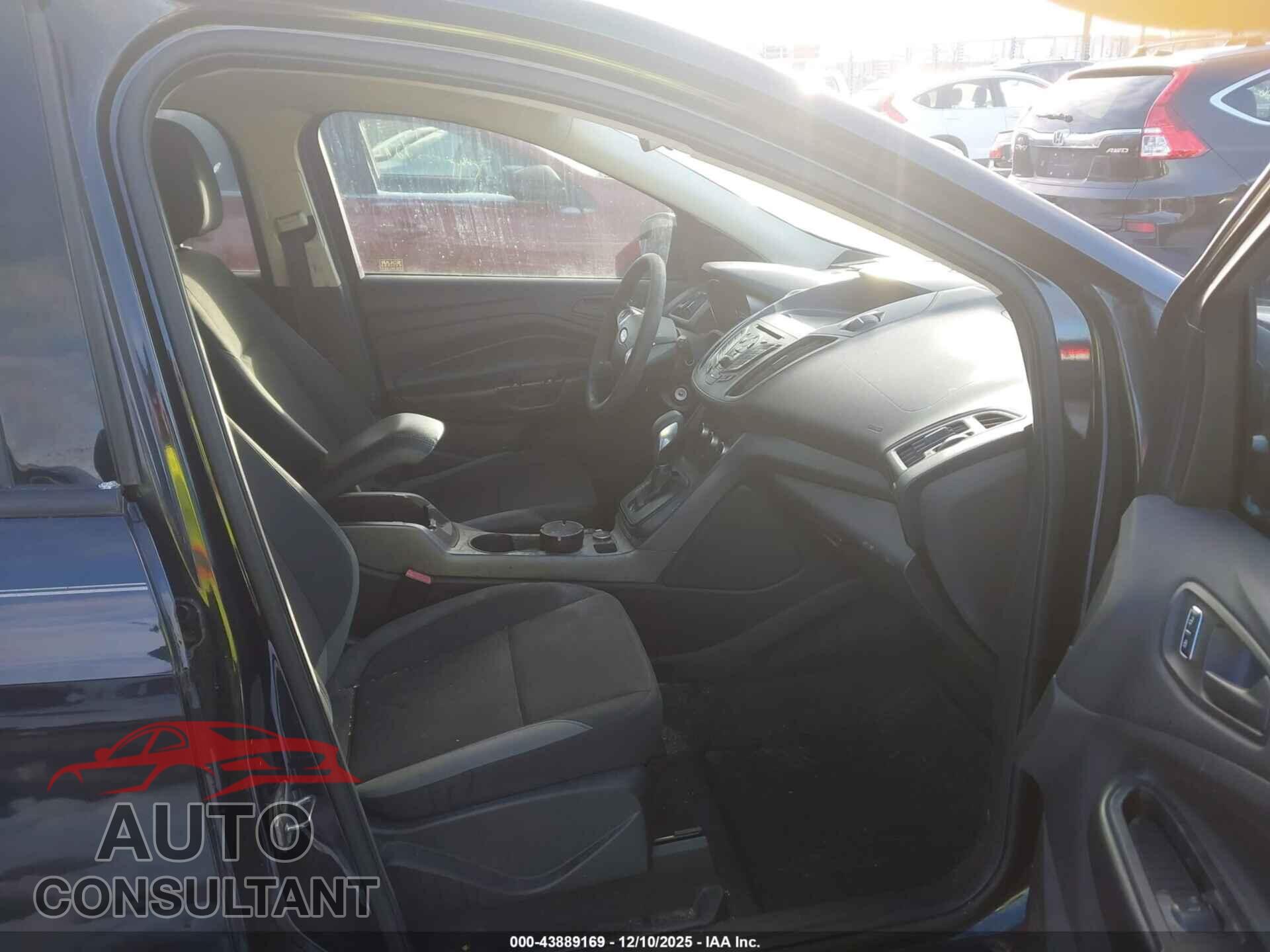 FORD ESCAPE 2013 - 1FMCU0F77DUC83626