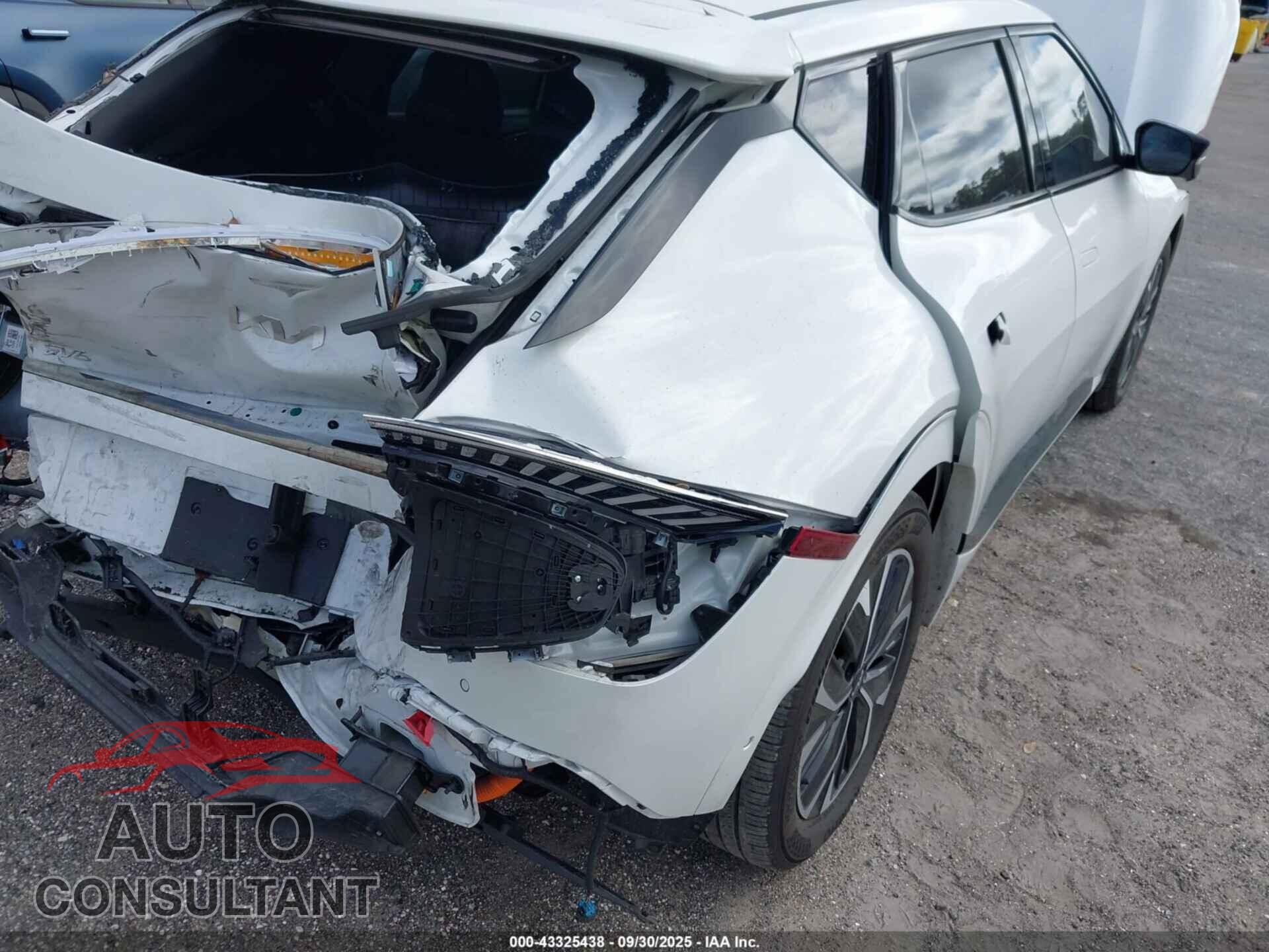 KIA EV6 2024 - KNDC44LAXR5180407