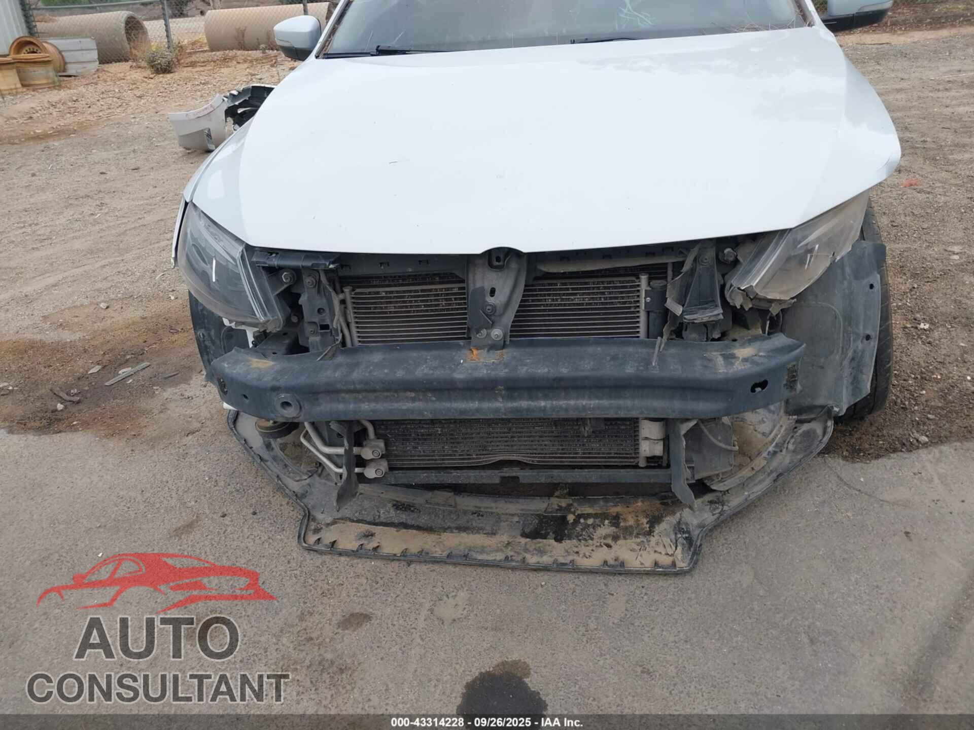 VOLKSWAGEN JETTA 2017 - 3VWDB7AJ4HM380817